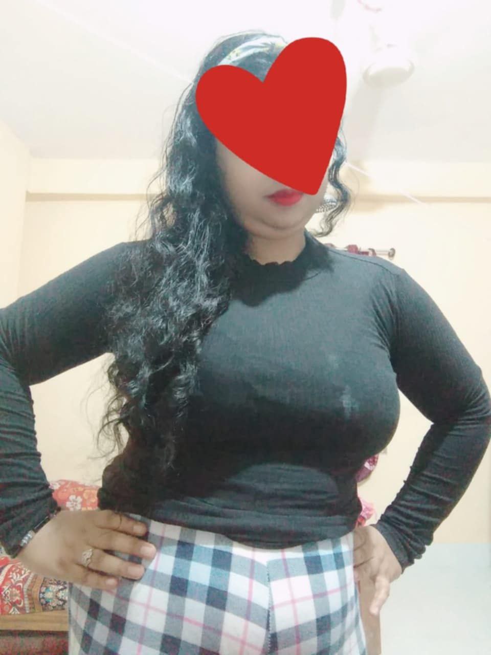 Shown Boobs and Pussy