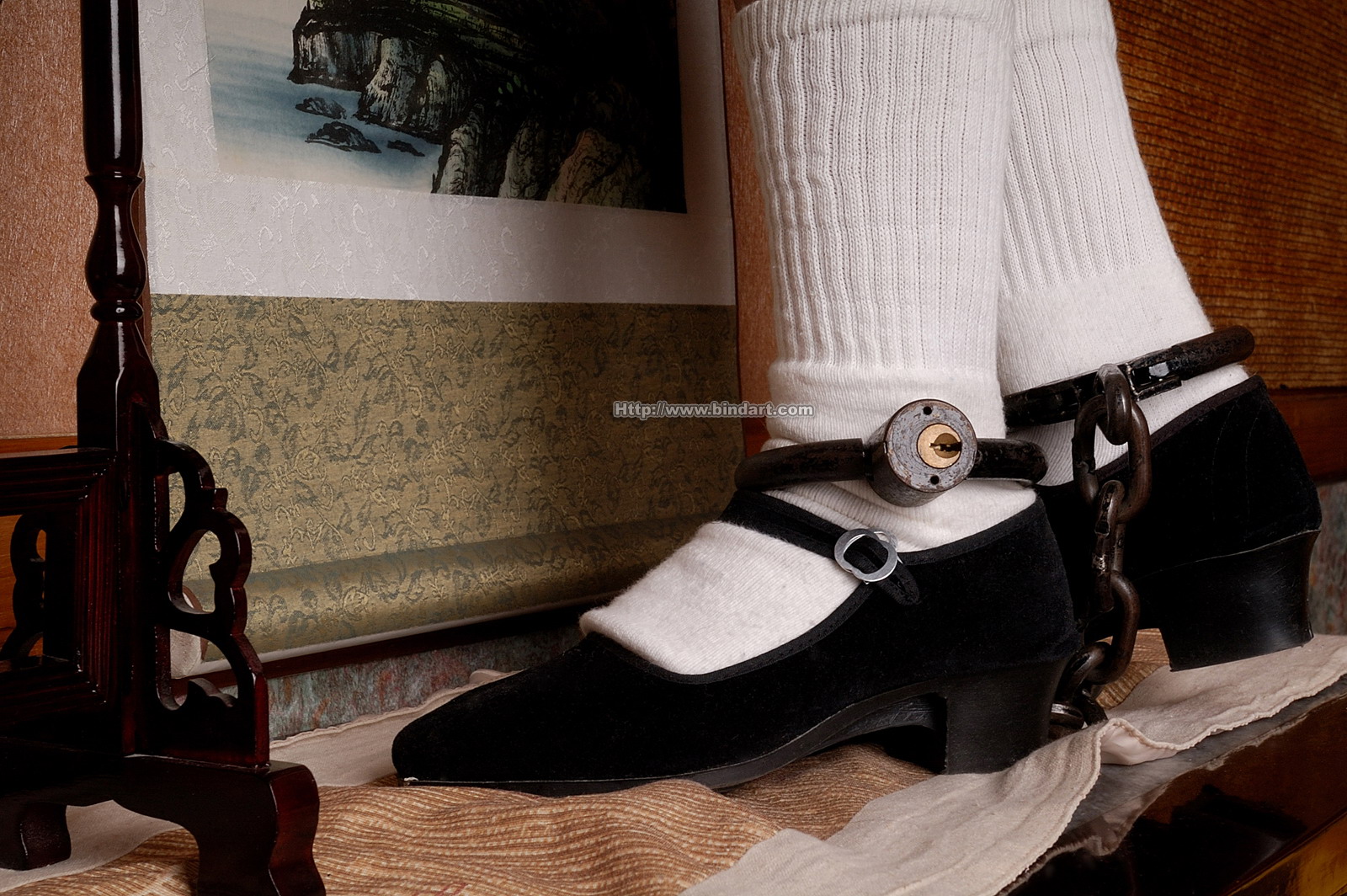 Chinese lady bondage 368-2