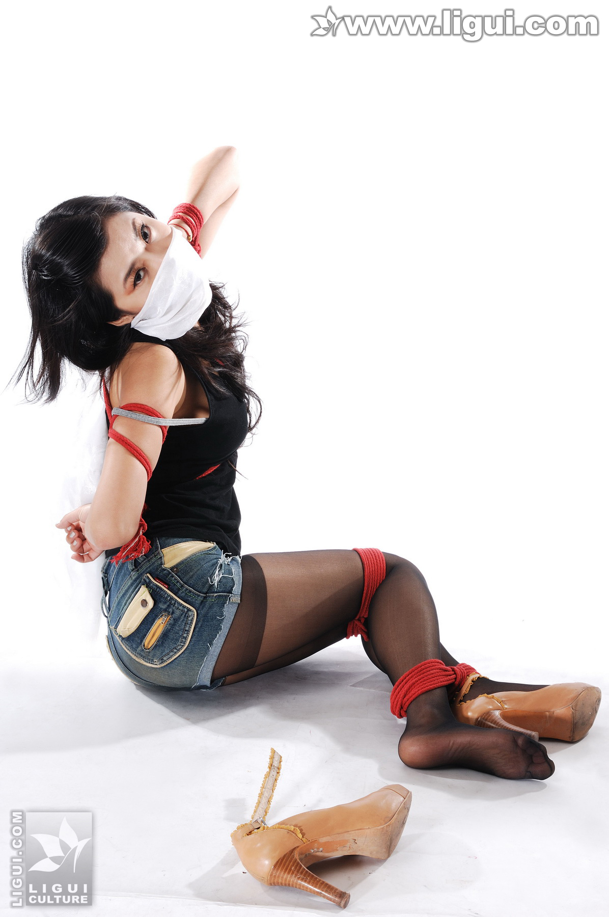 Chinese lady bondage 383