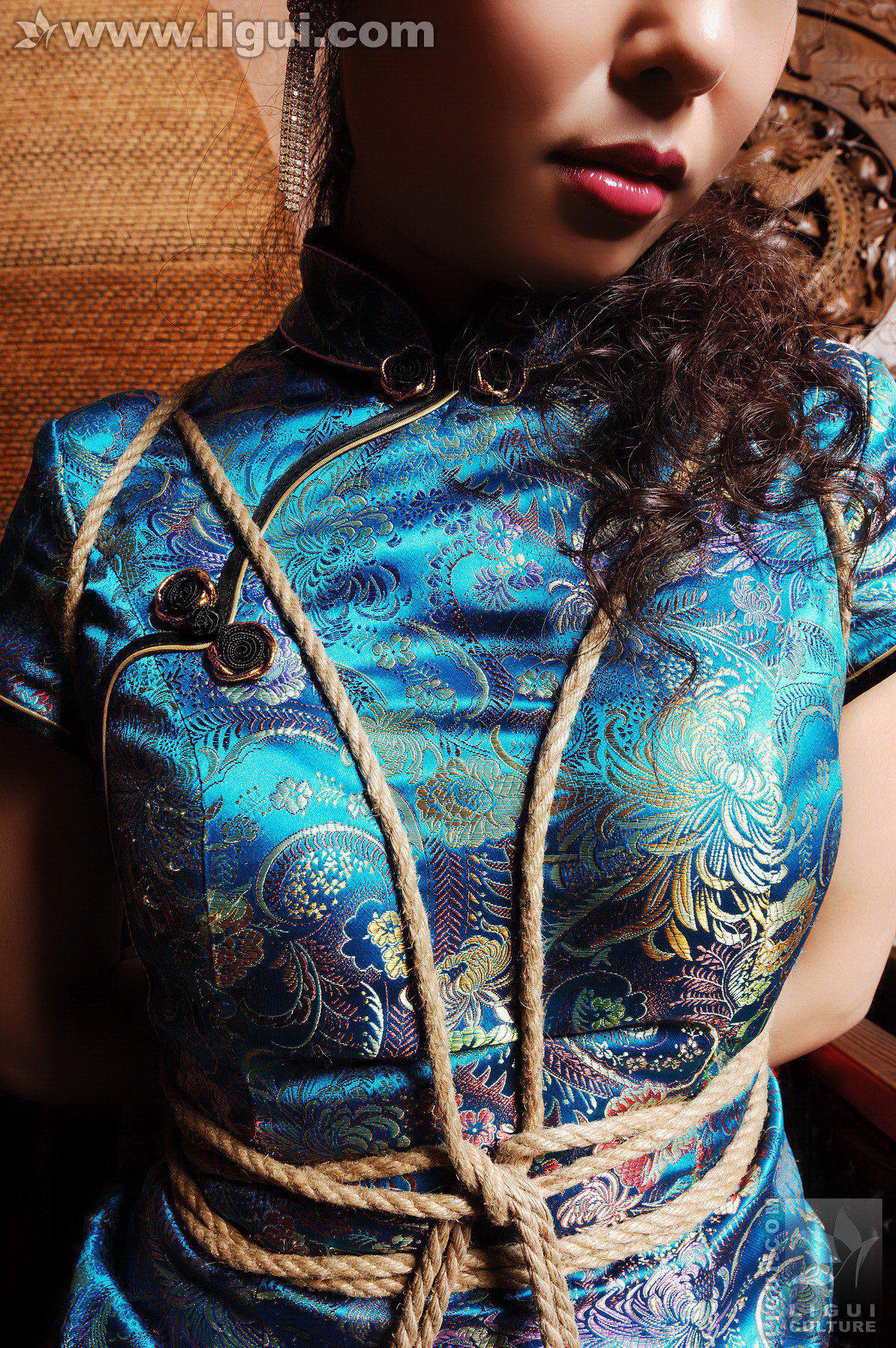 Chinese lady bondage 390