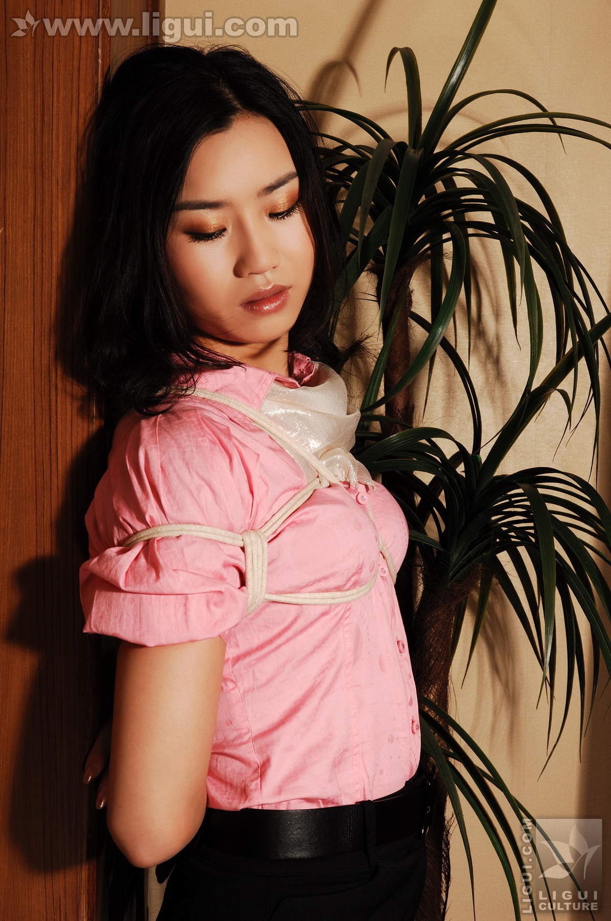 Chinese lady bondage 395-2