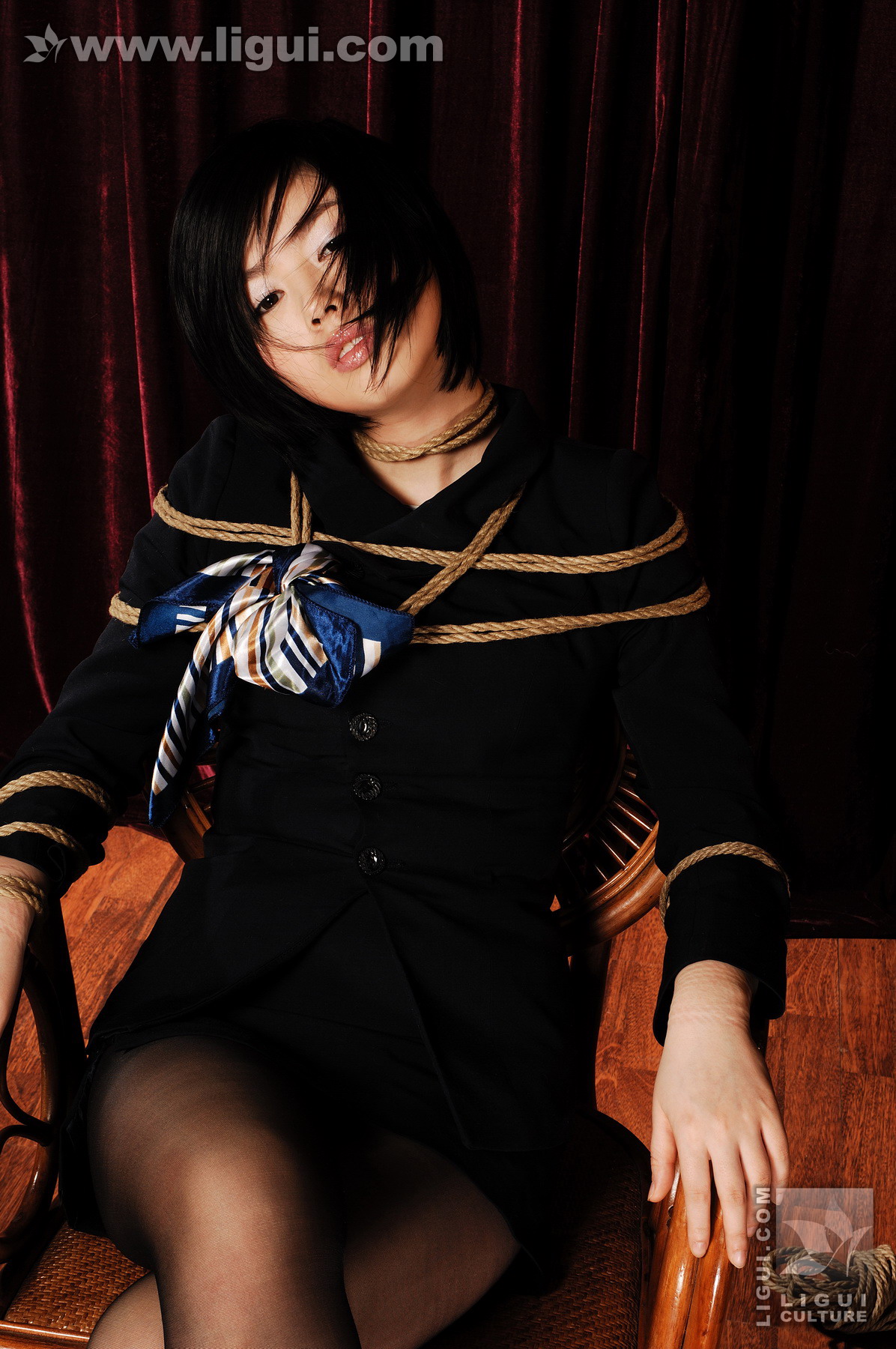 Chinese lady bondage 397-1