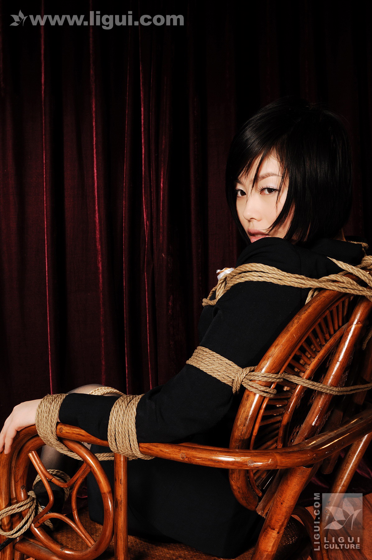 Chinese lady bondage 397-1