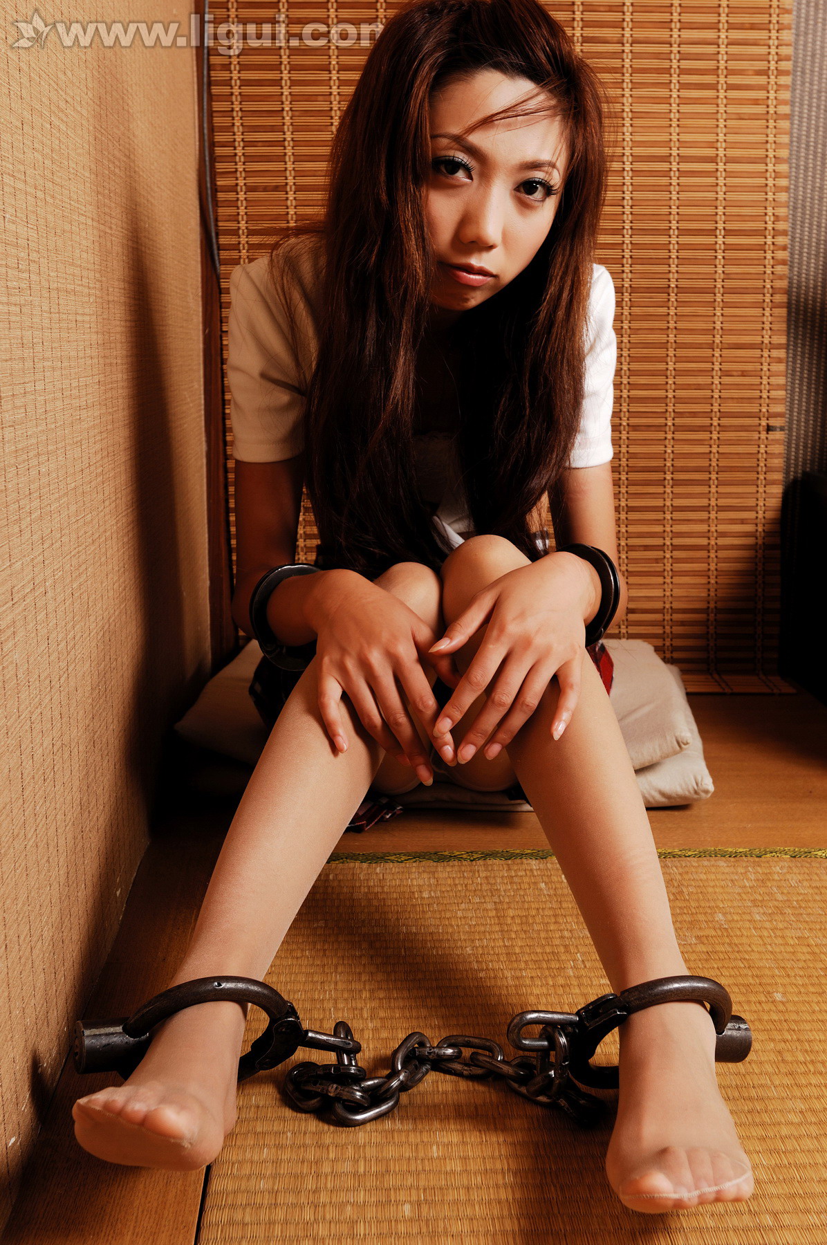 Chinese lady bondage 413-2