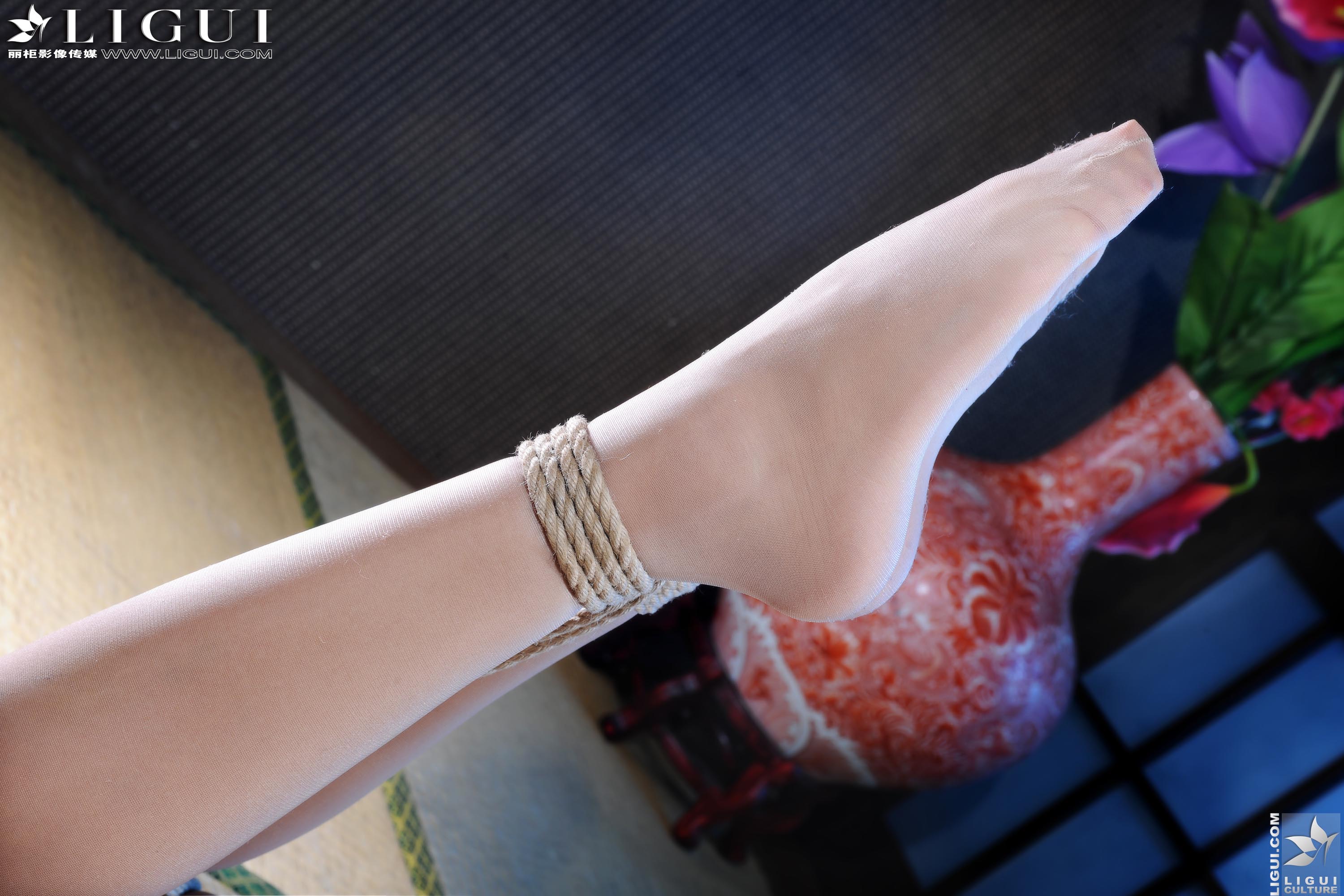 Chinese lady bondage 440