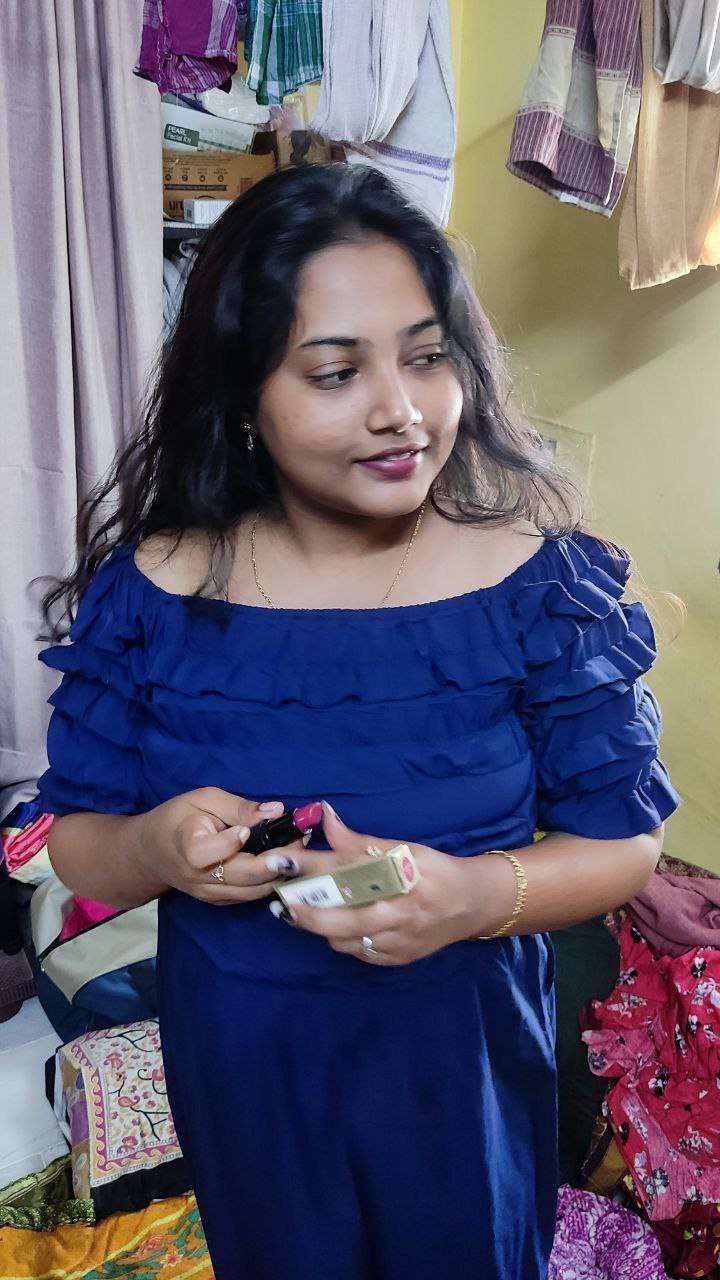 Tamil unsatisfied women fucking with husband friends