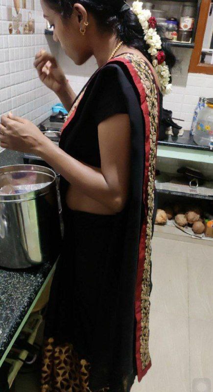 Newly married Tamil couples enjoying honeymoon