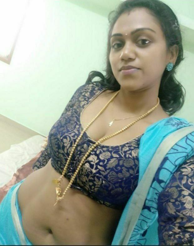Newly married Tamil couples enjoying honeymoon