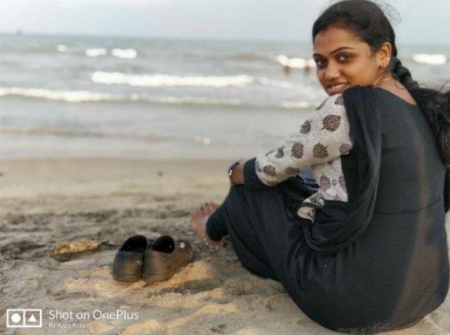 Newly married Tamil couples enjoying honeymoon