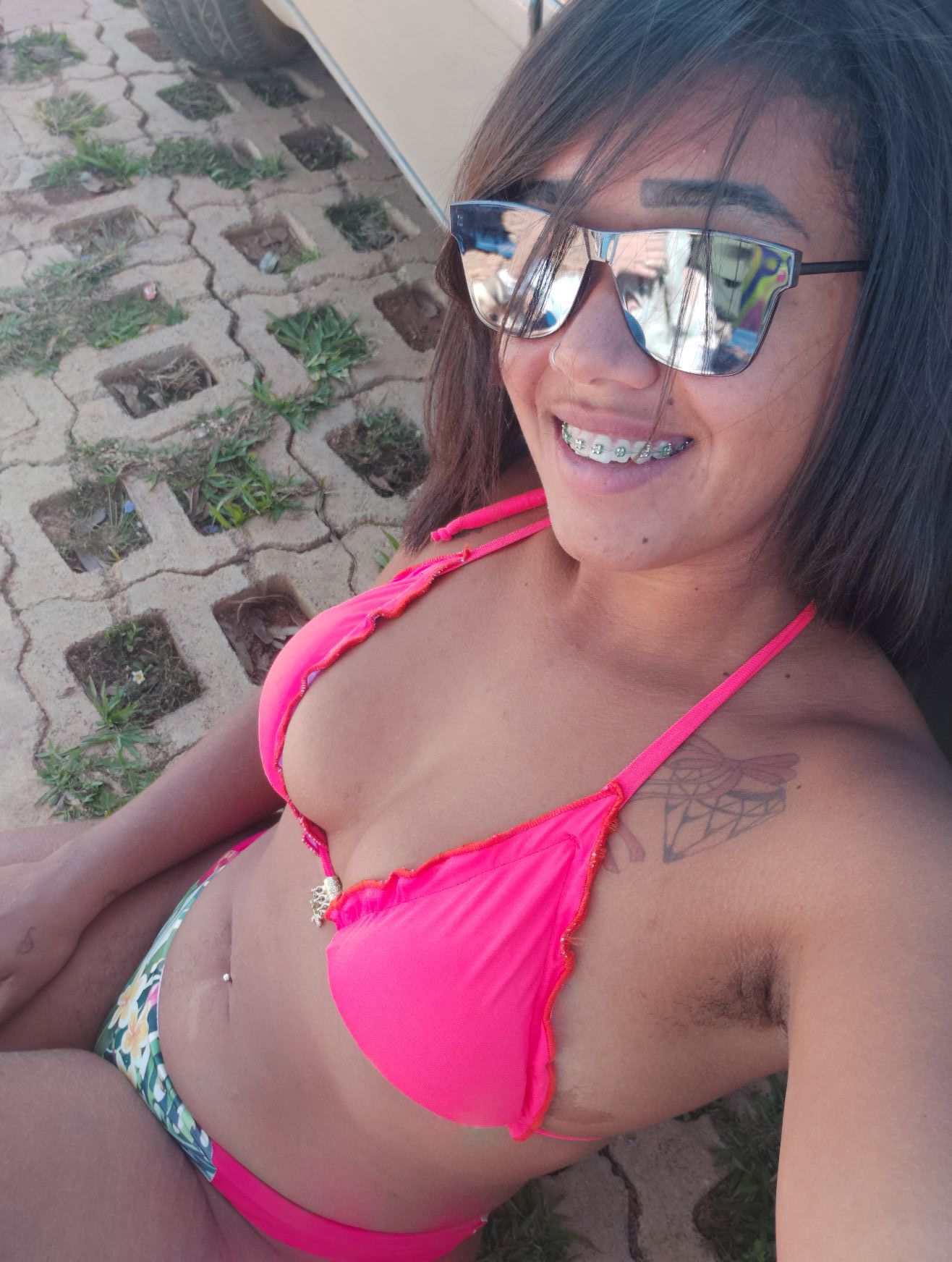 H041F882C841N53 JULIANA