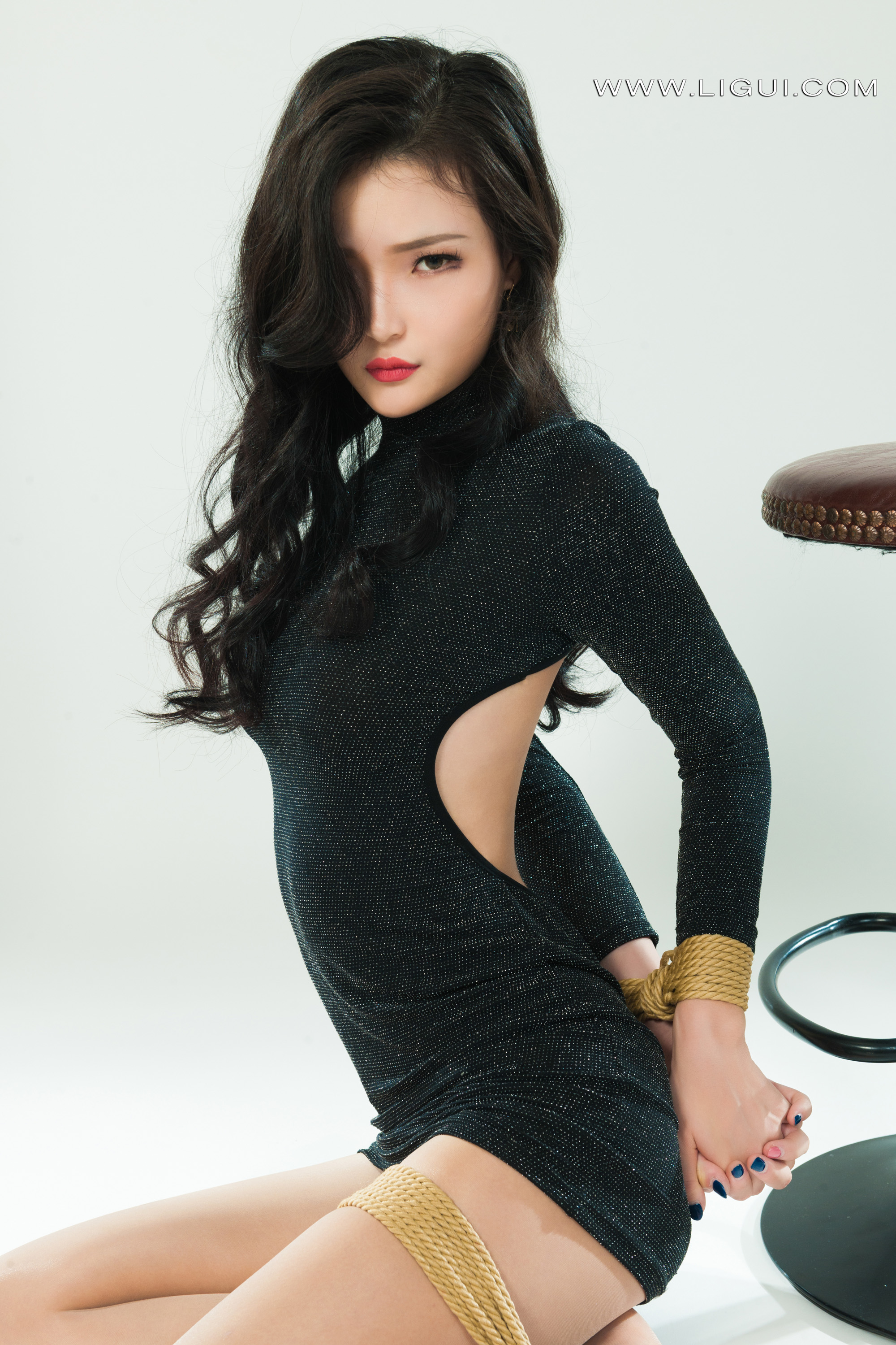 Chinese lady bondage 454