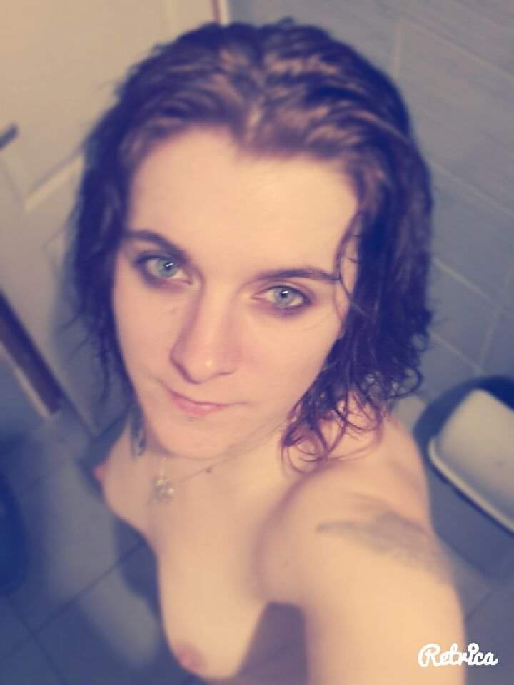 Laeti pagez petite salope française