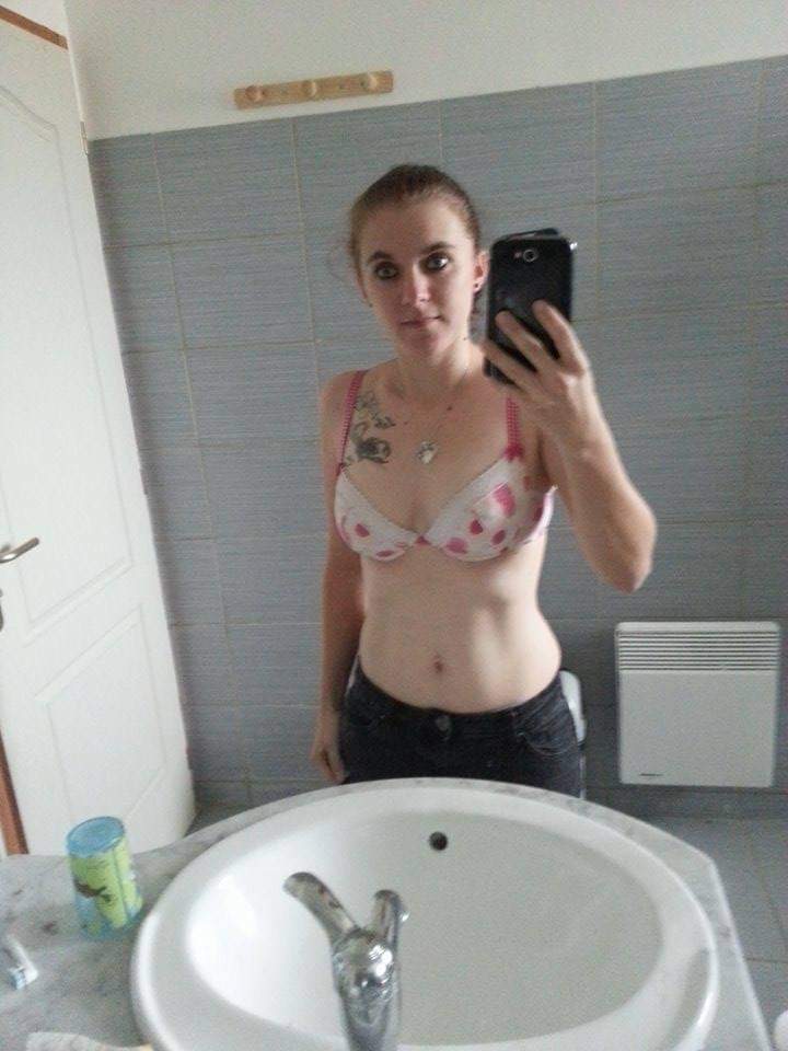 Laeti pagez petite salope française