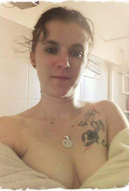 Laeti pagez petite salope française