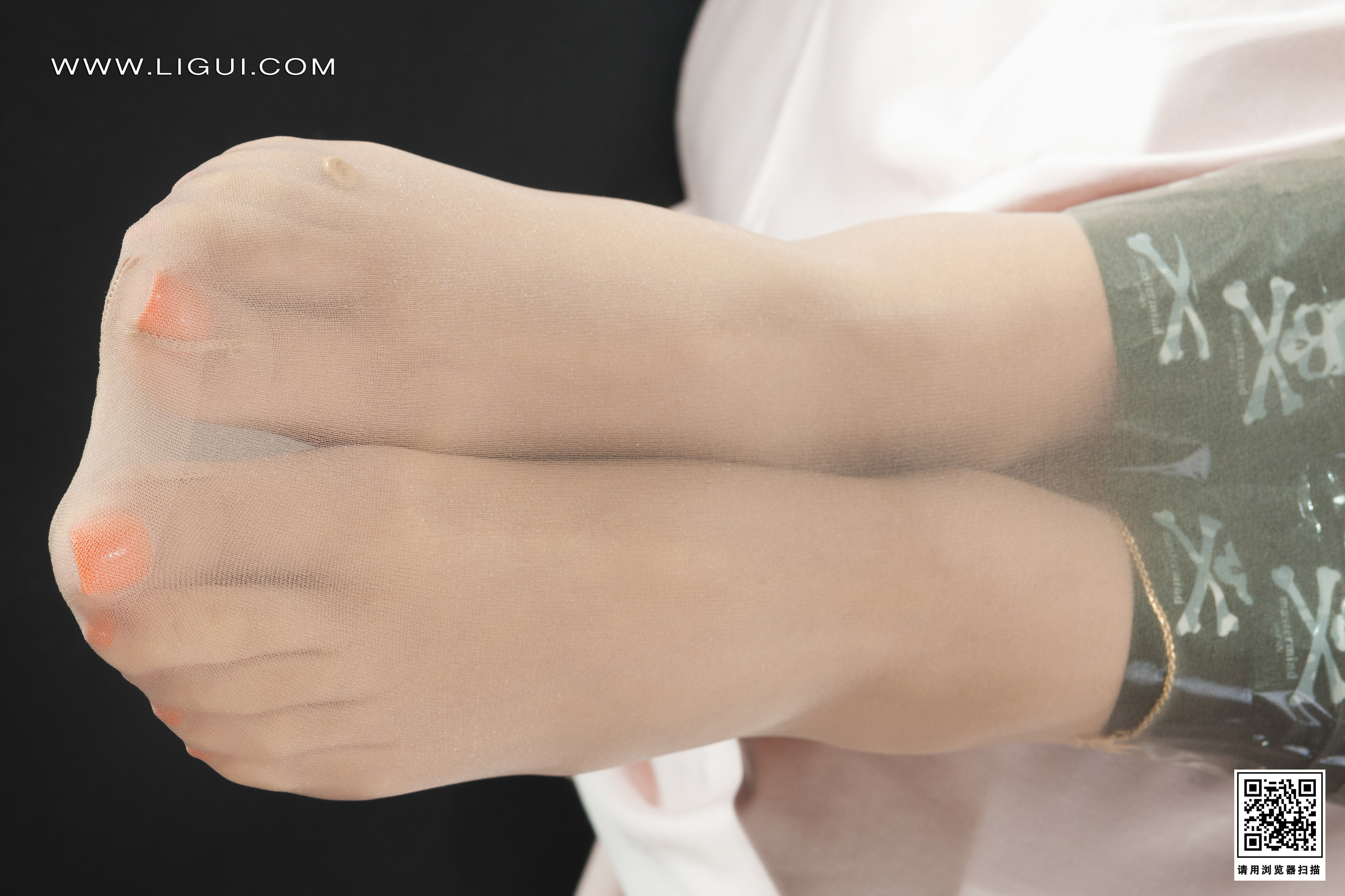 Chinese lady bondage 465