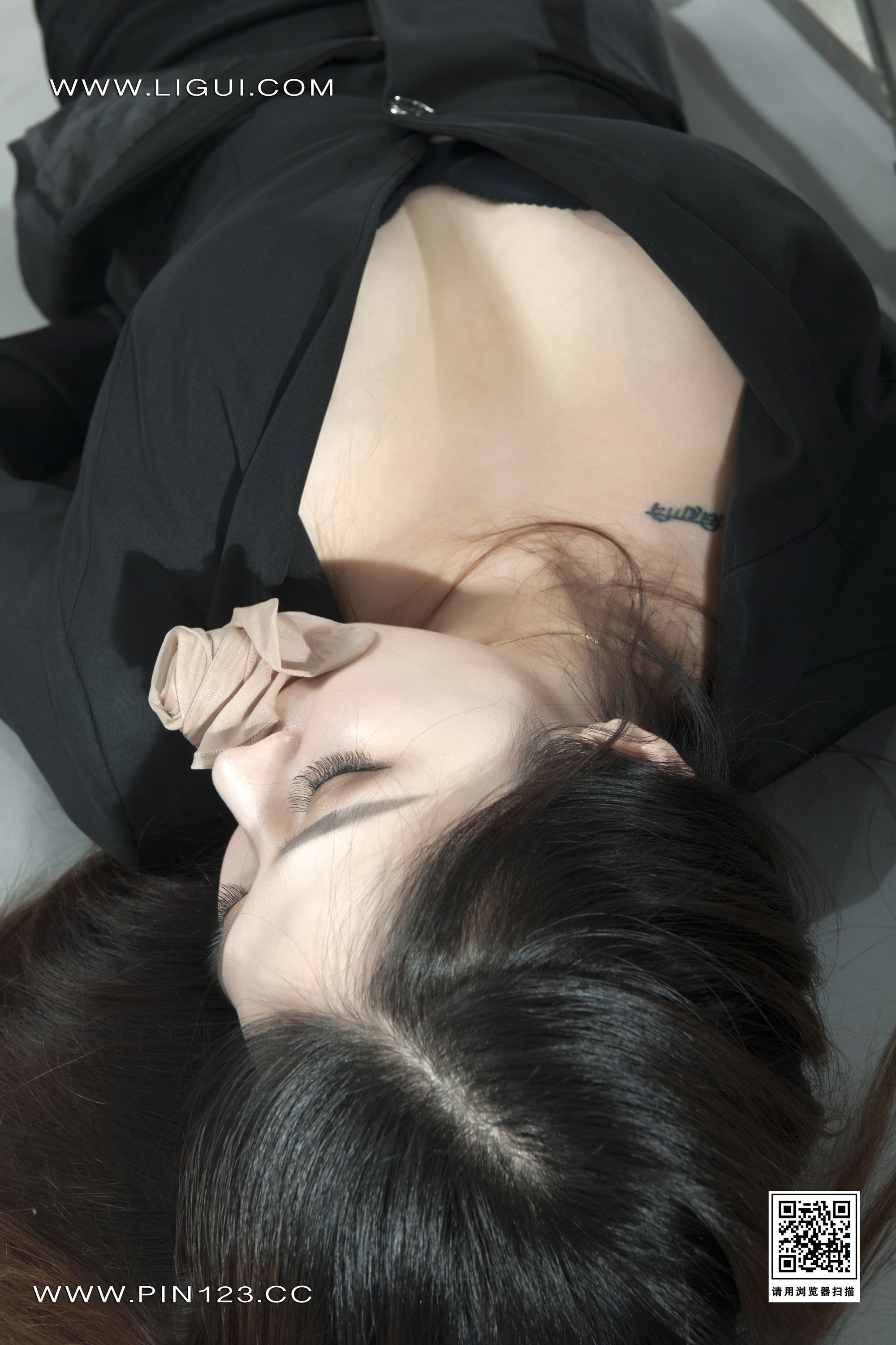 Chinese lady bondage 470