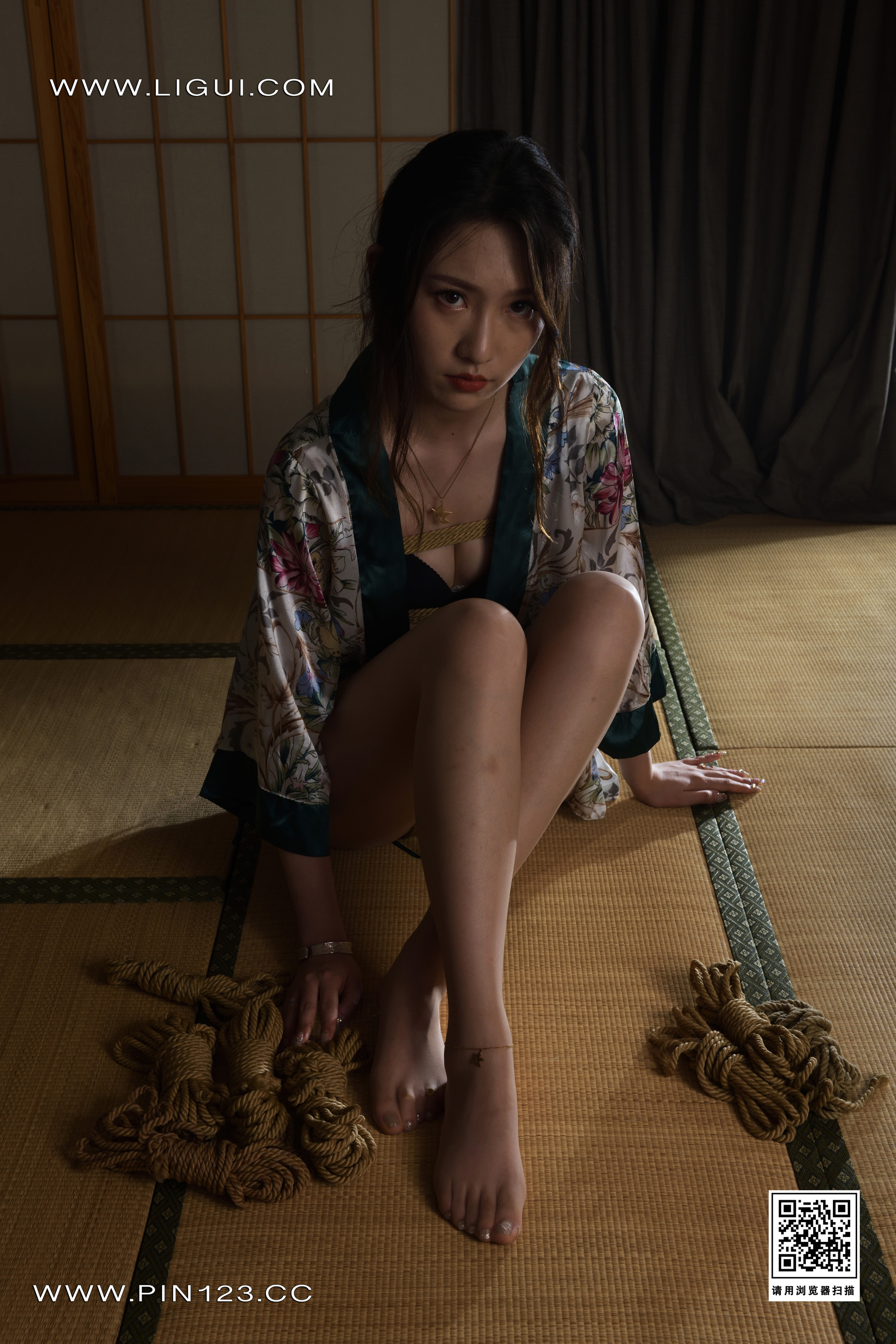 Chinese lady bondage 475