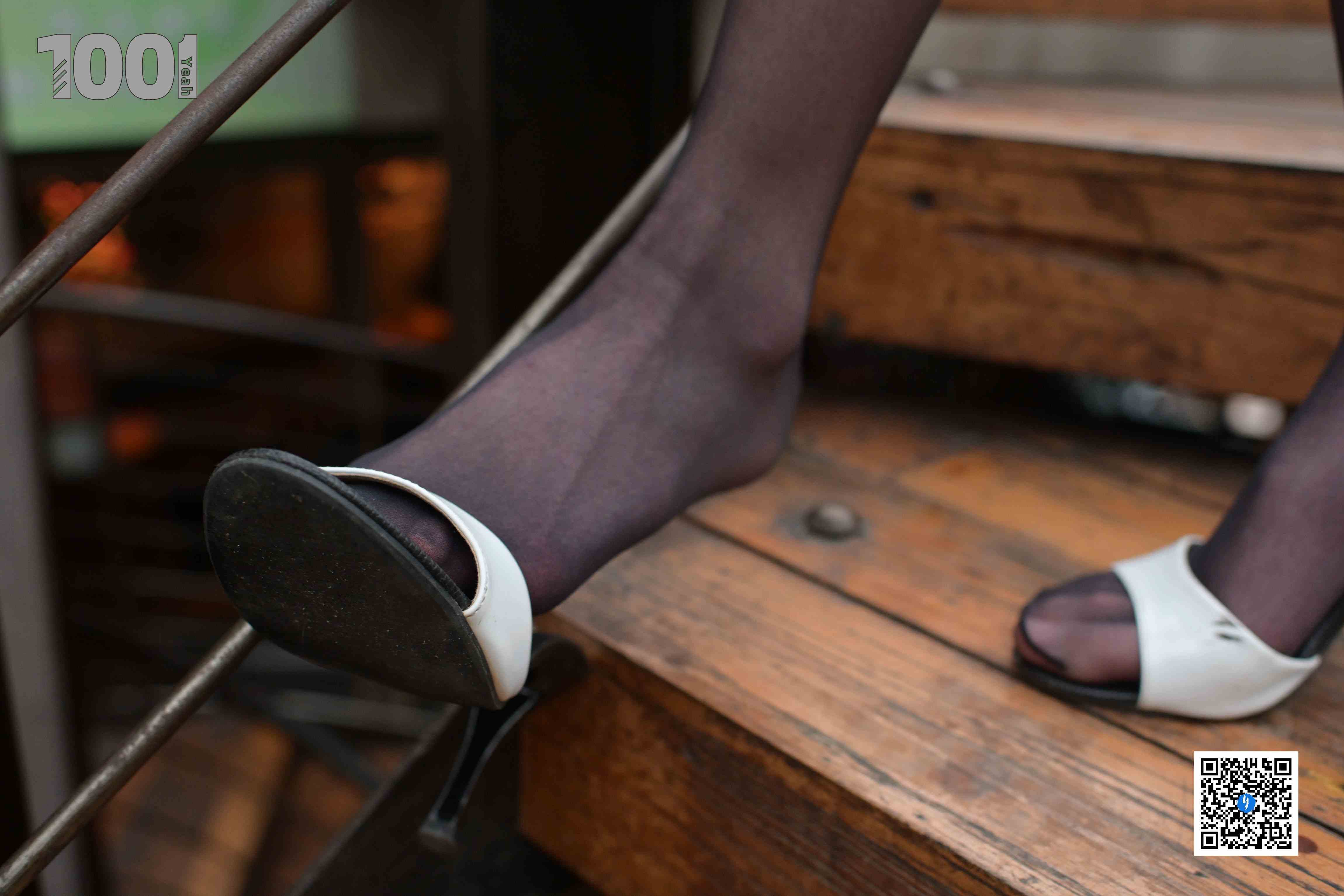 China Beauty Legs and feet 801-1