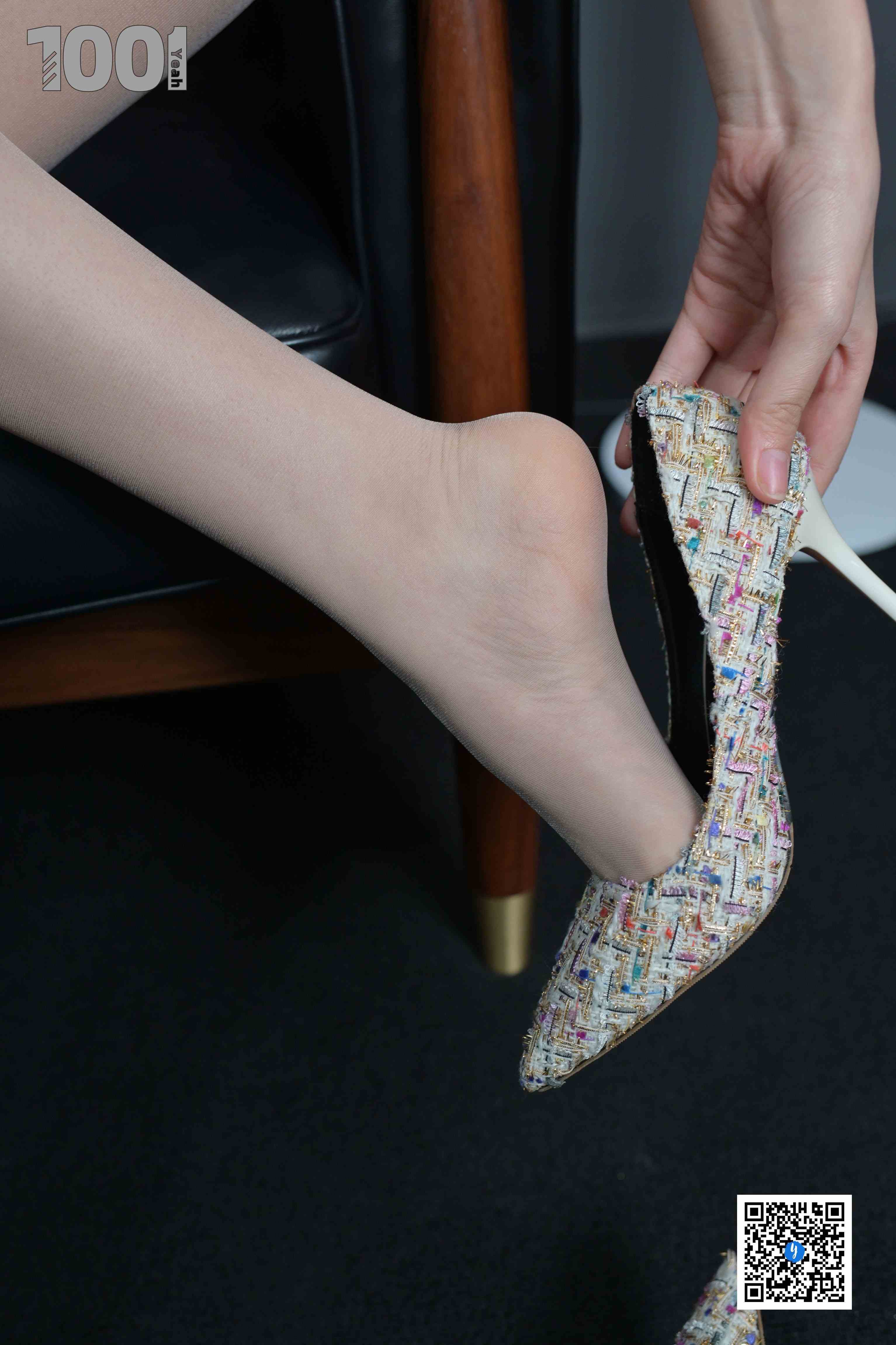 China Beauty Legs and feet 802-1