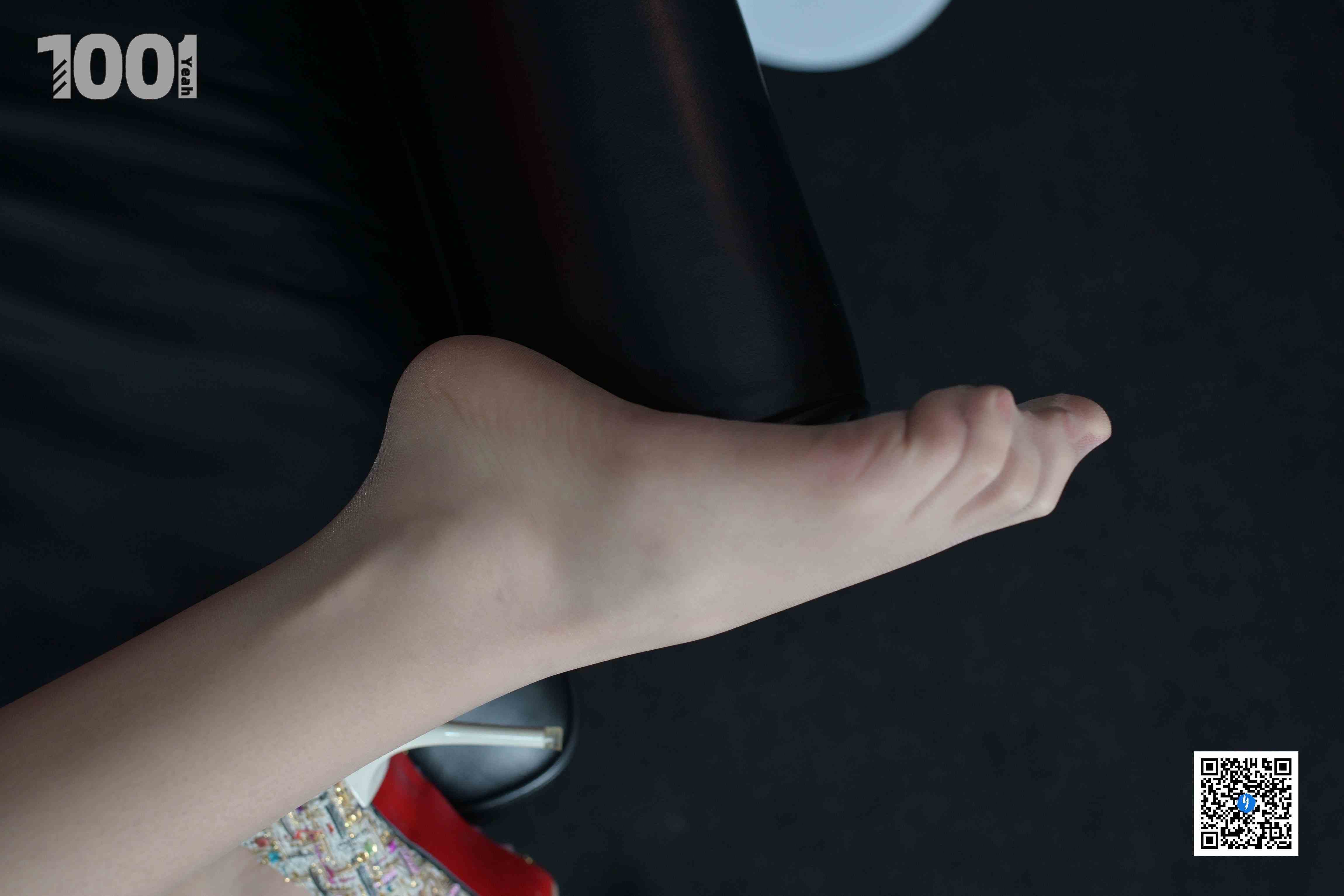 China Beauty Legs and feet 802-2