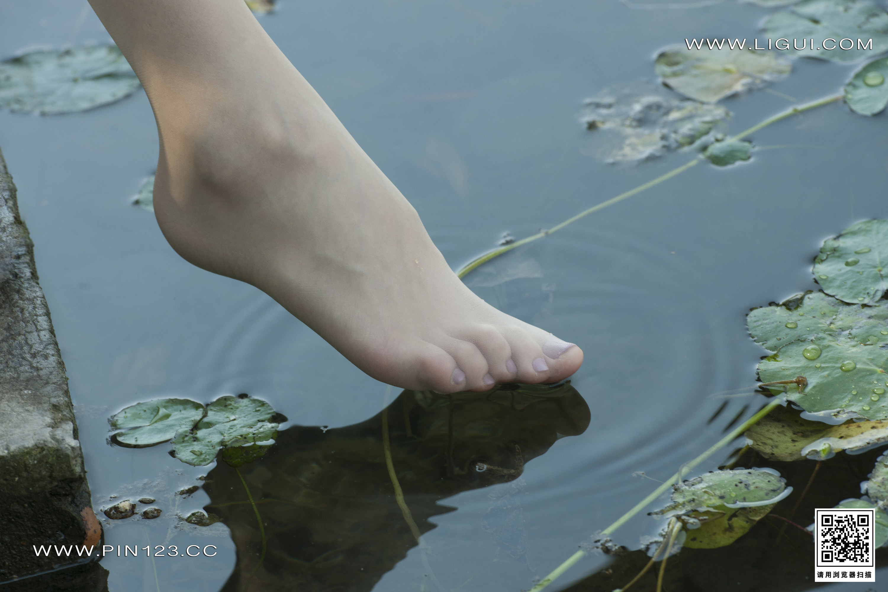 Chinese lady bondage 492