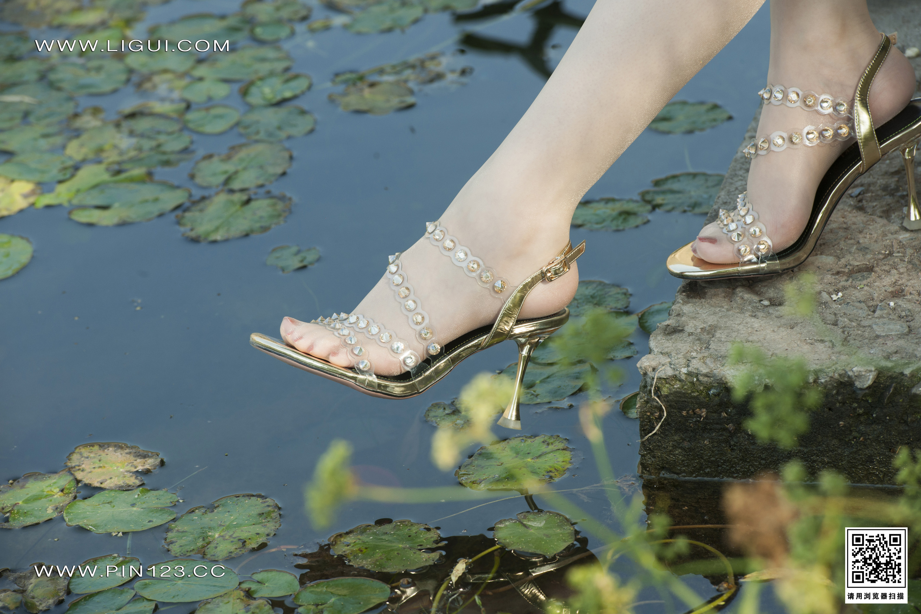 Chinese lady bondage 492