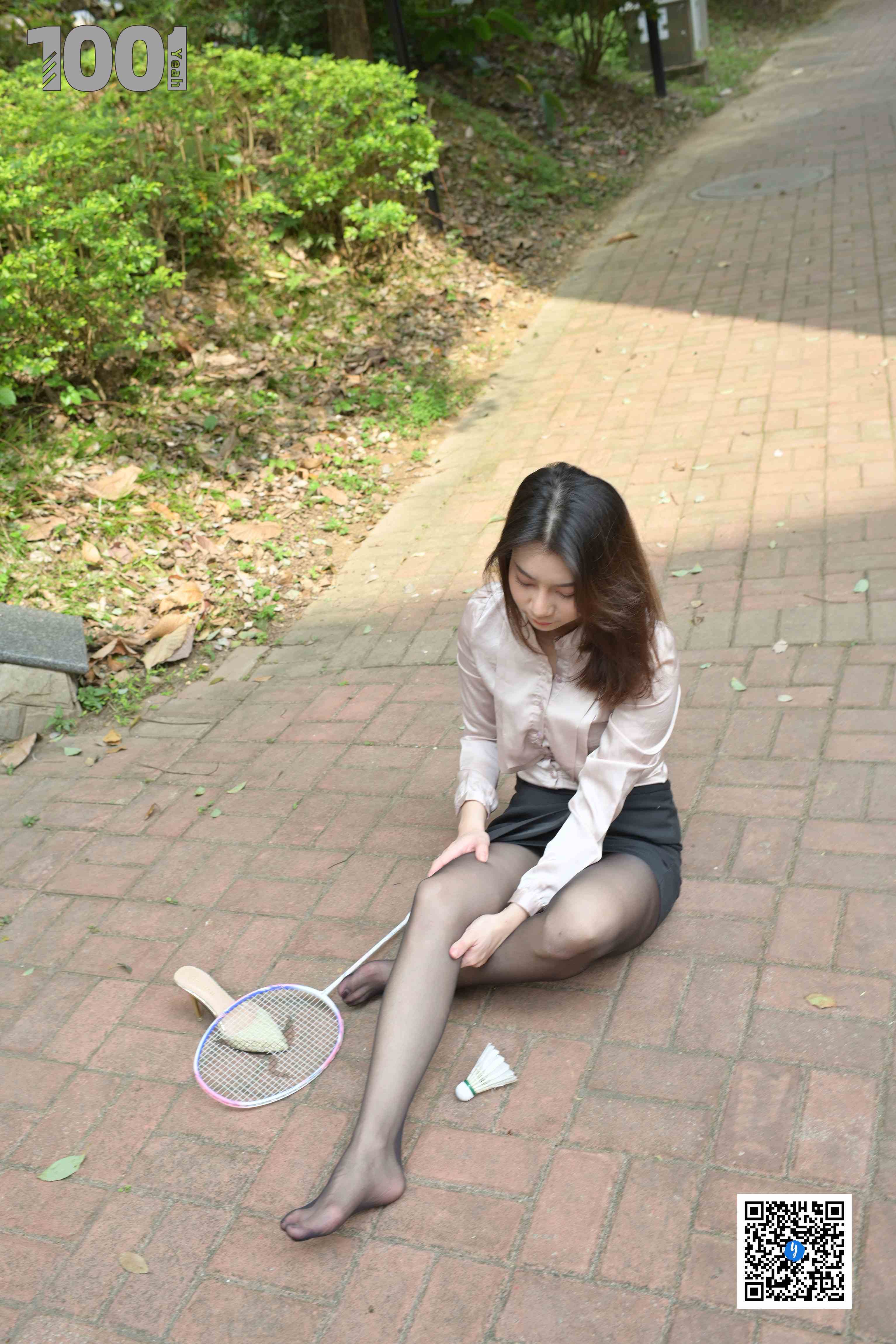 China Beauty Legs and feet 803-4