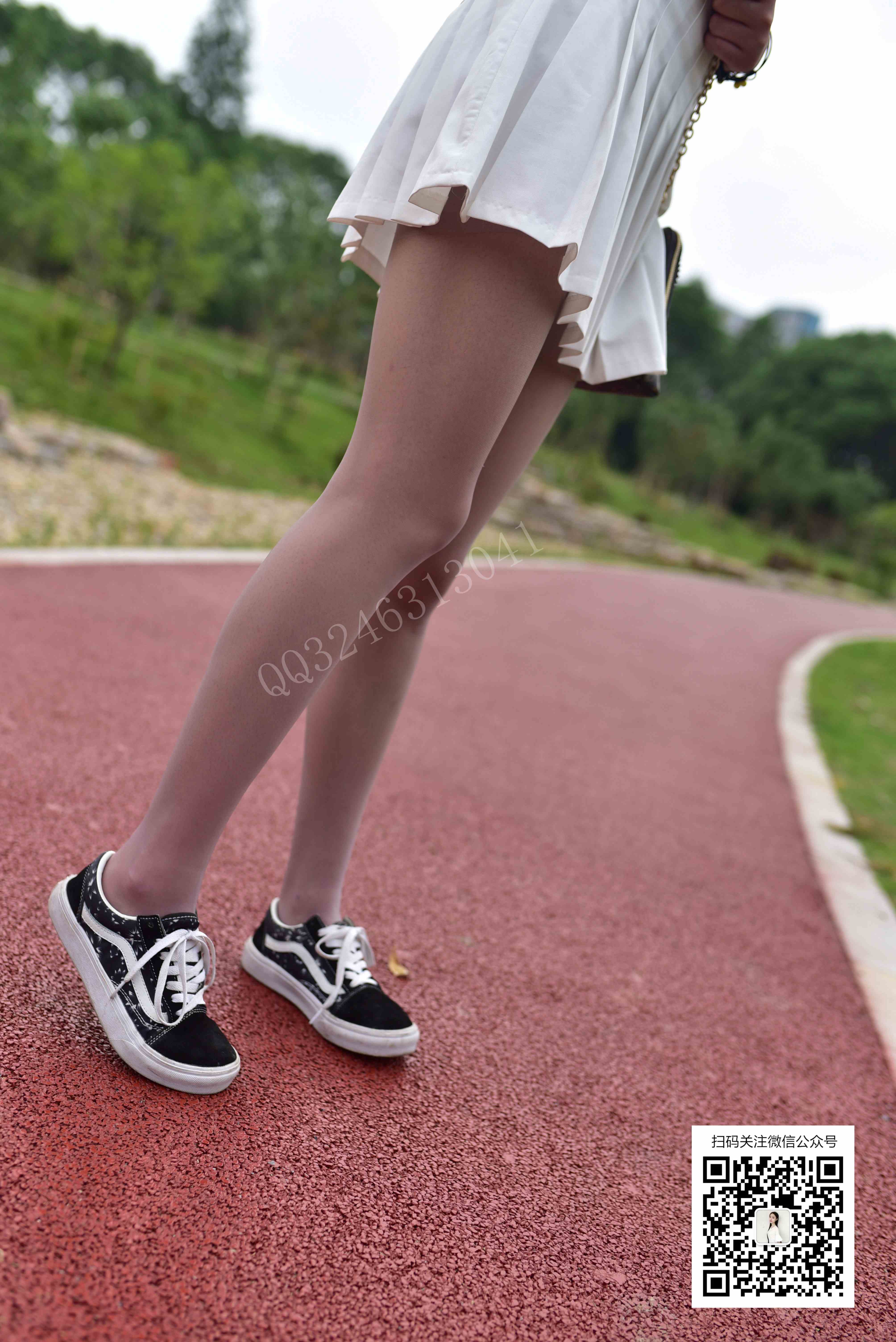 China Beauty Legs and feet 806