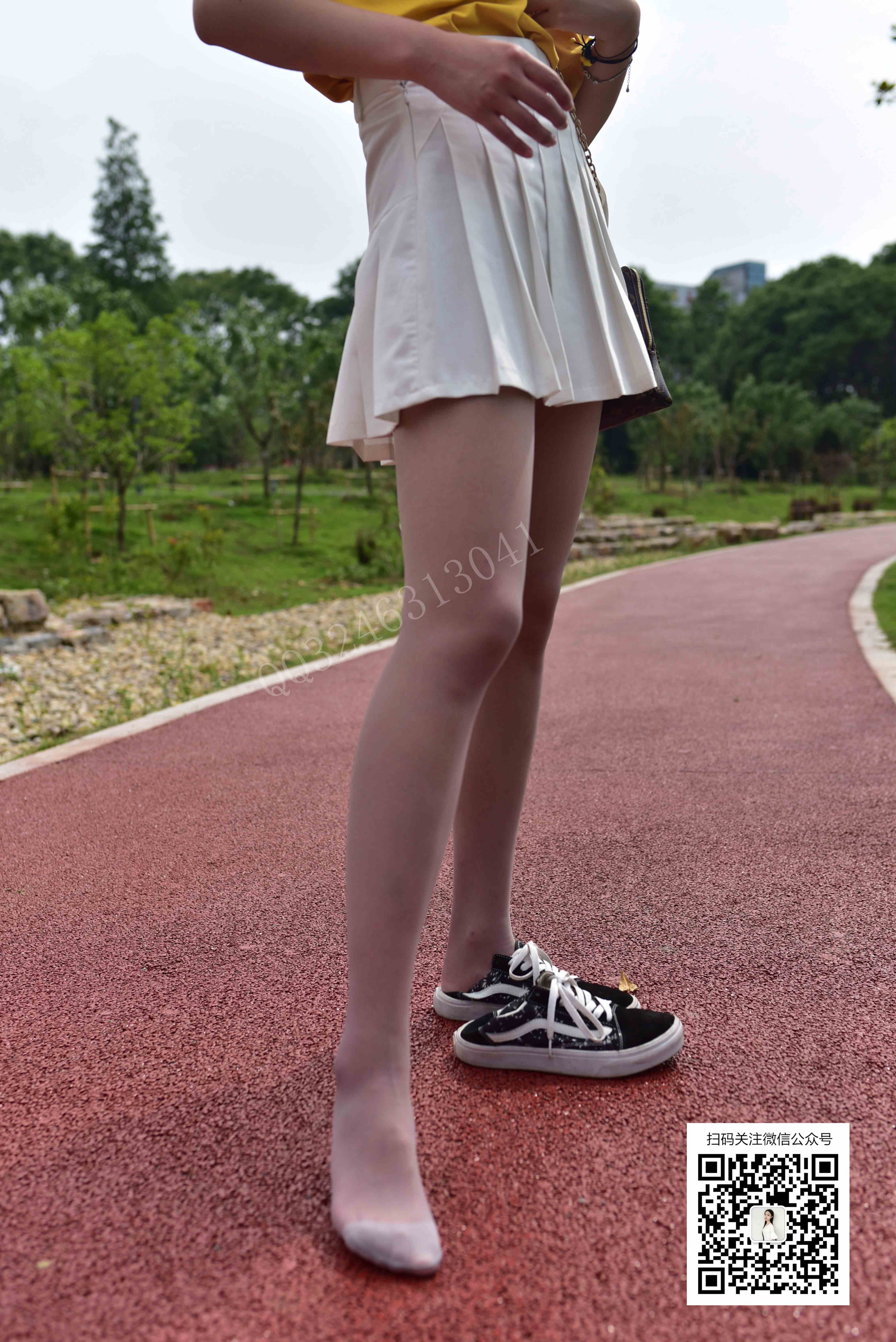 China Beauty Legs and feet 806