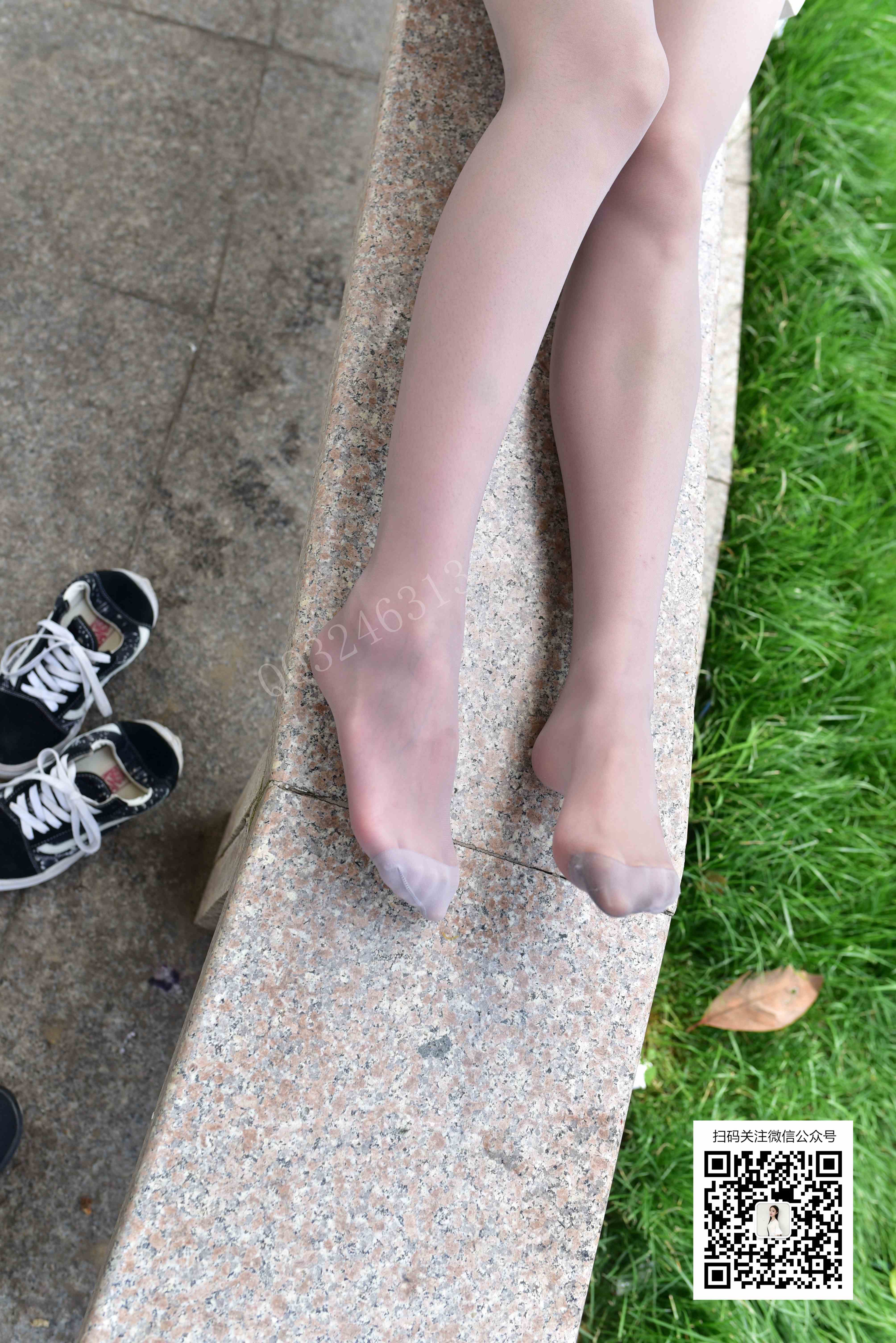 China Beauty Legs and feet 806