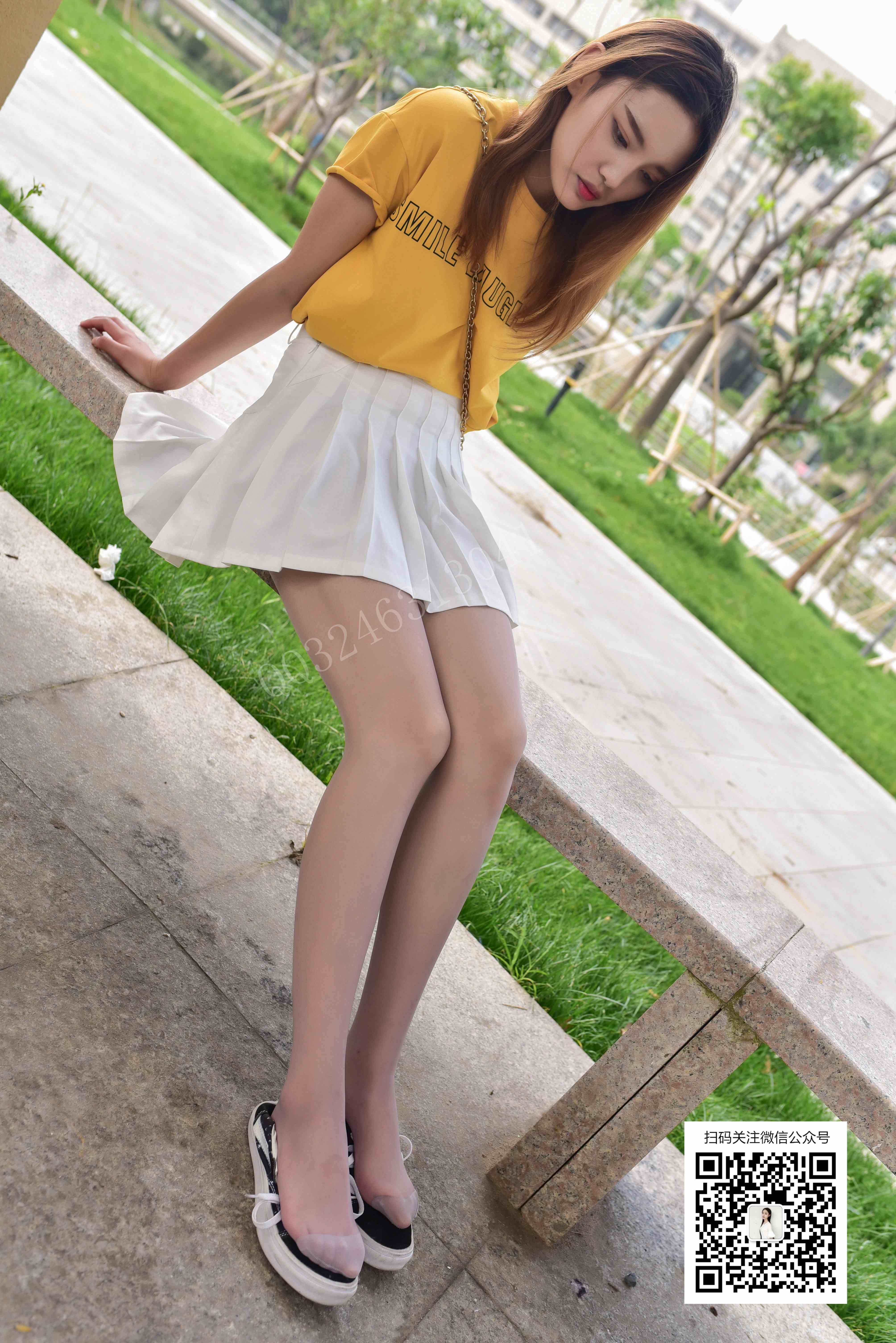 China Beauty Legs and feet 806