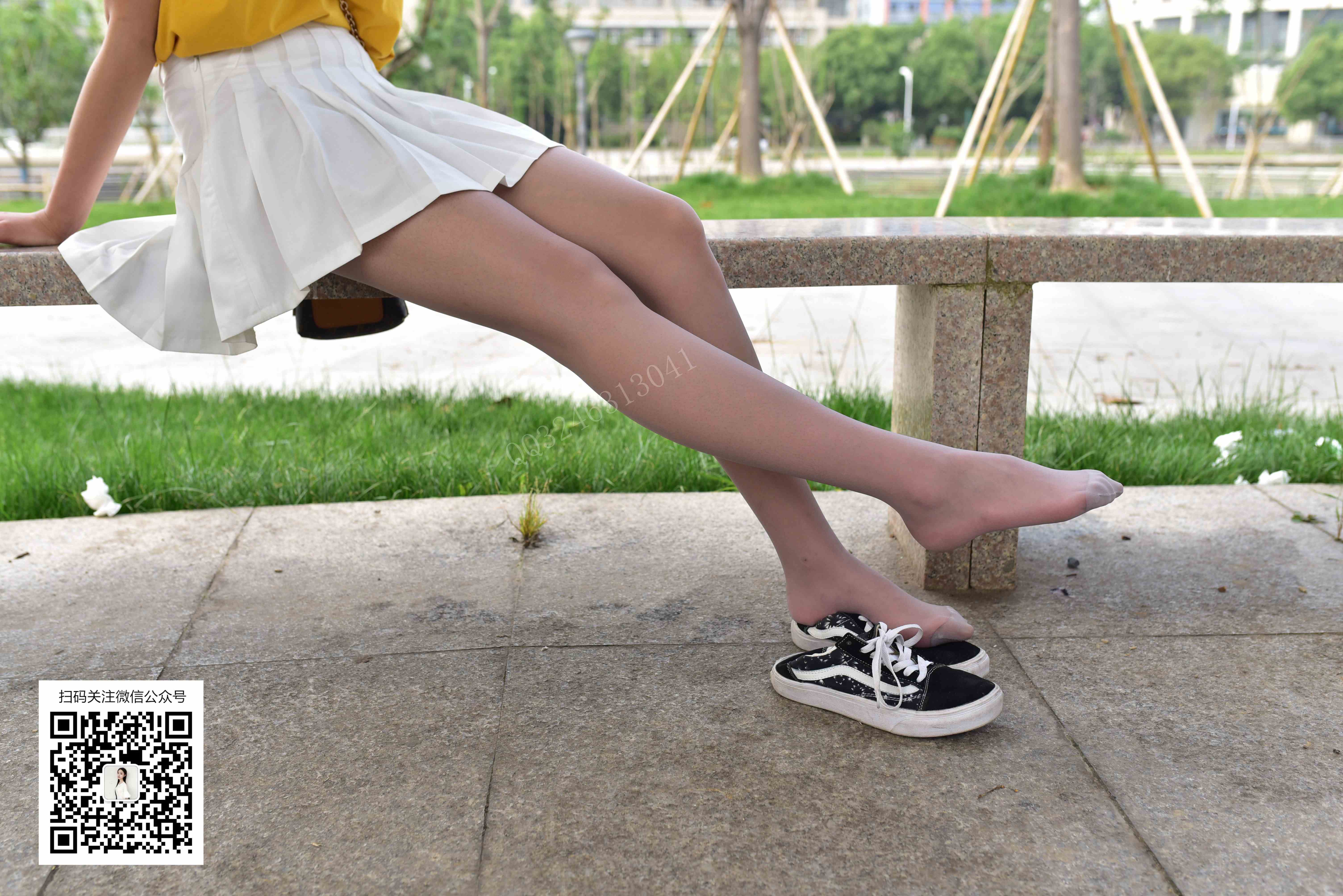 China Beauty Legs and feet 806