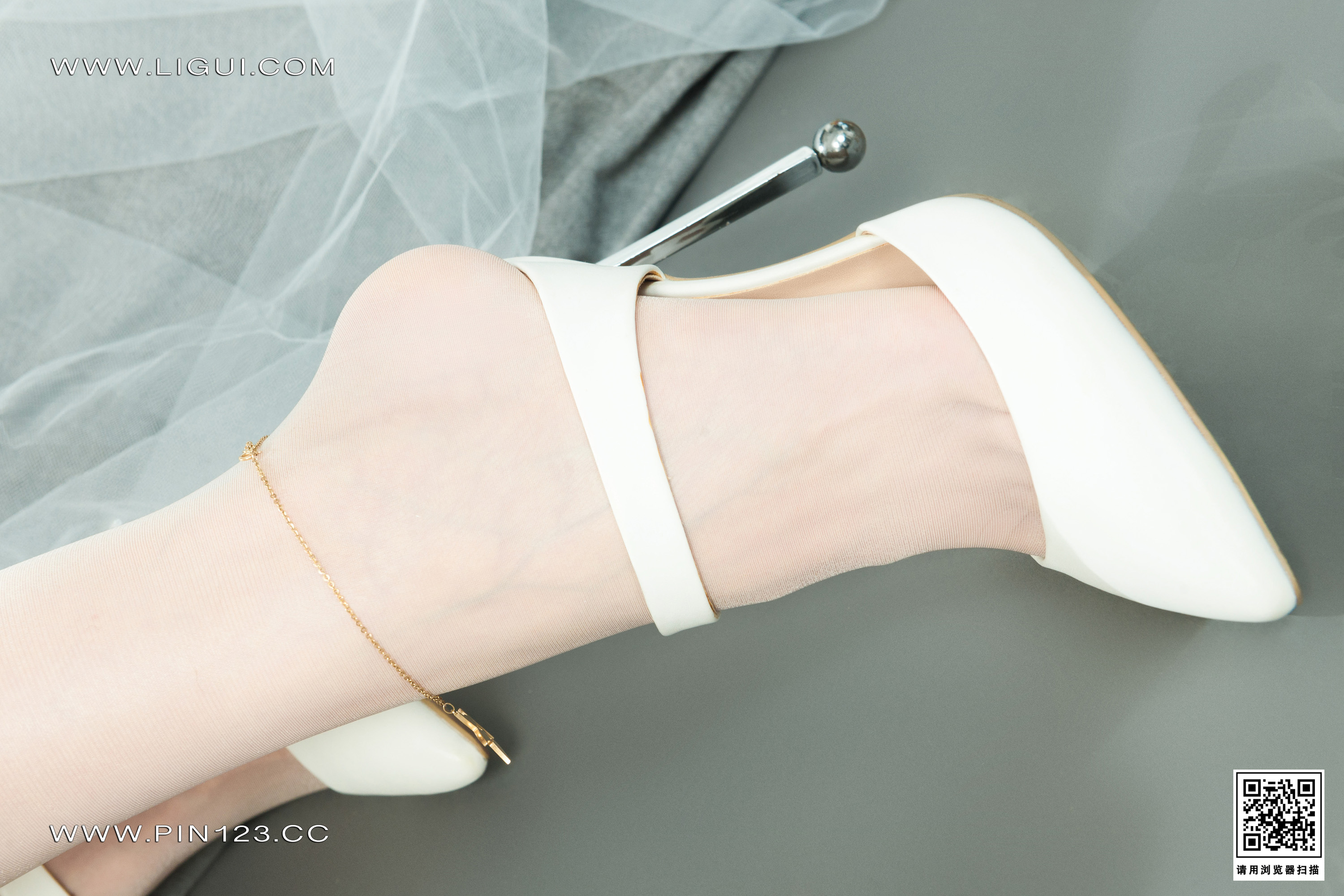 Chinese lady bondage 502