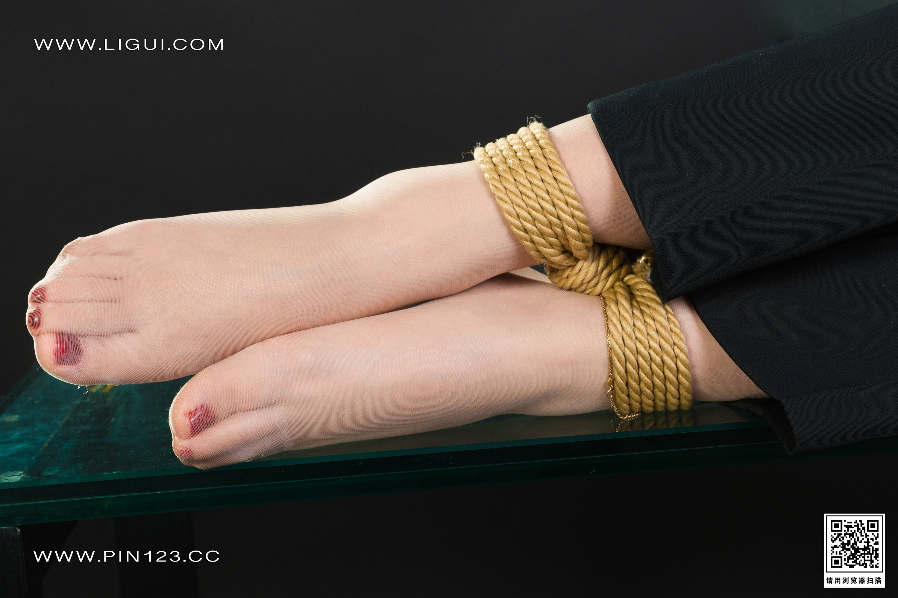 Chinese lady bondage 504