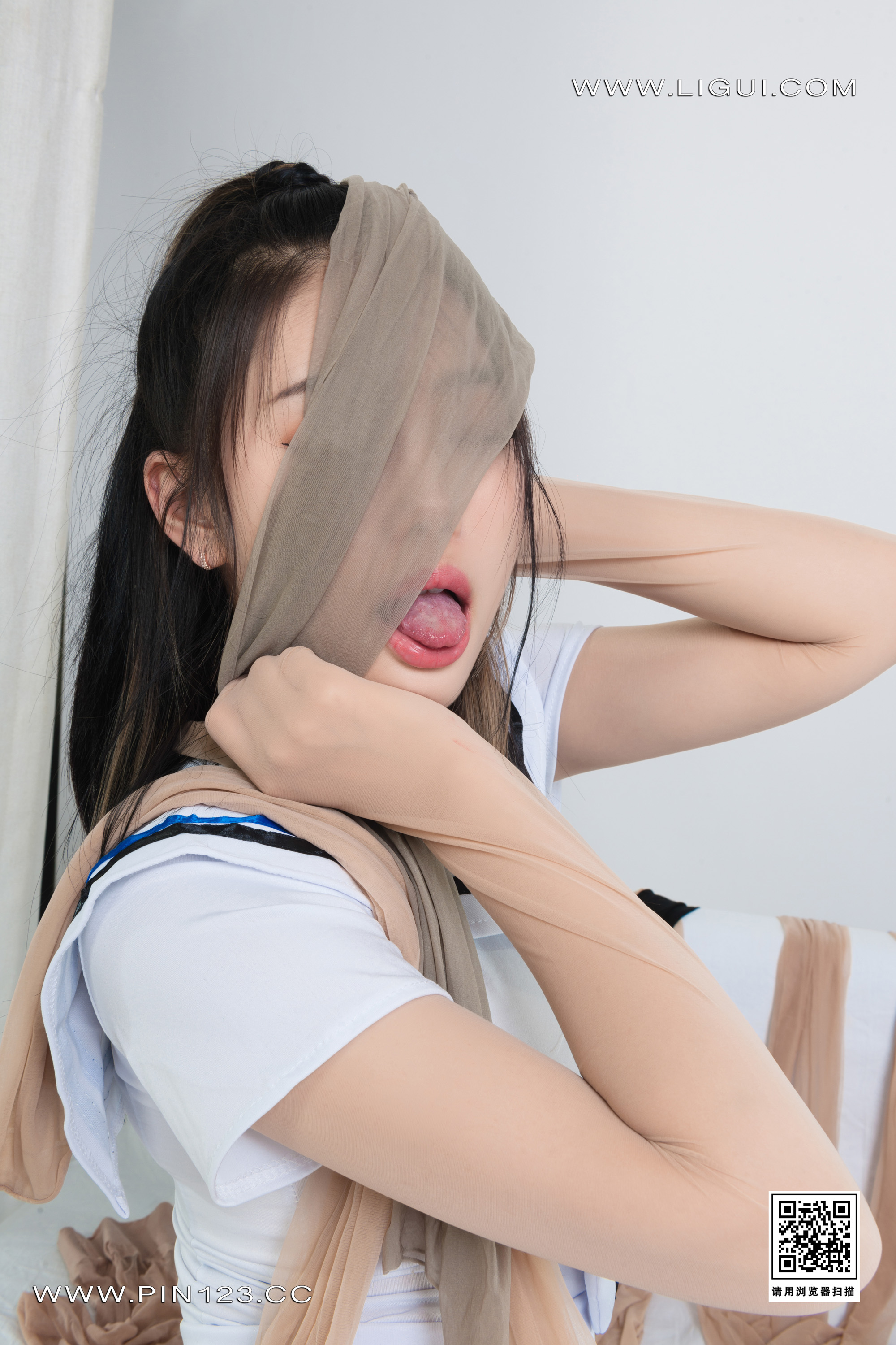 Chinese lady bondage 506