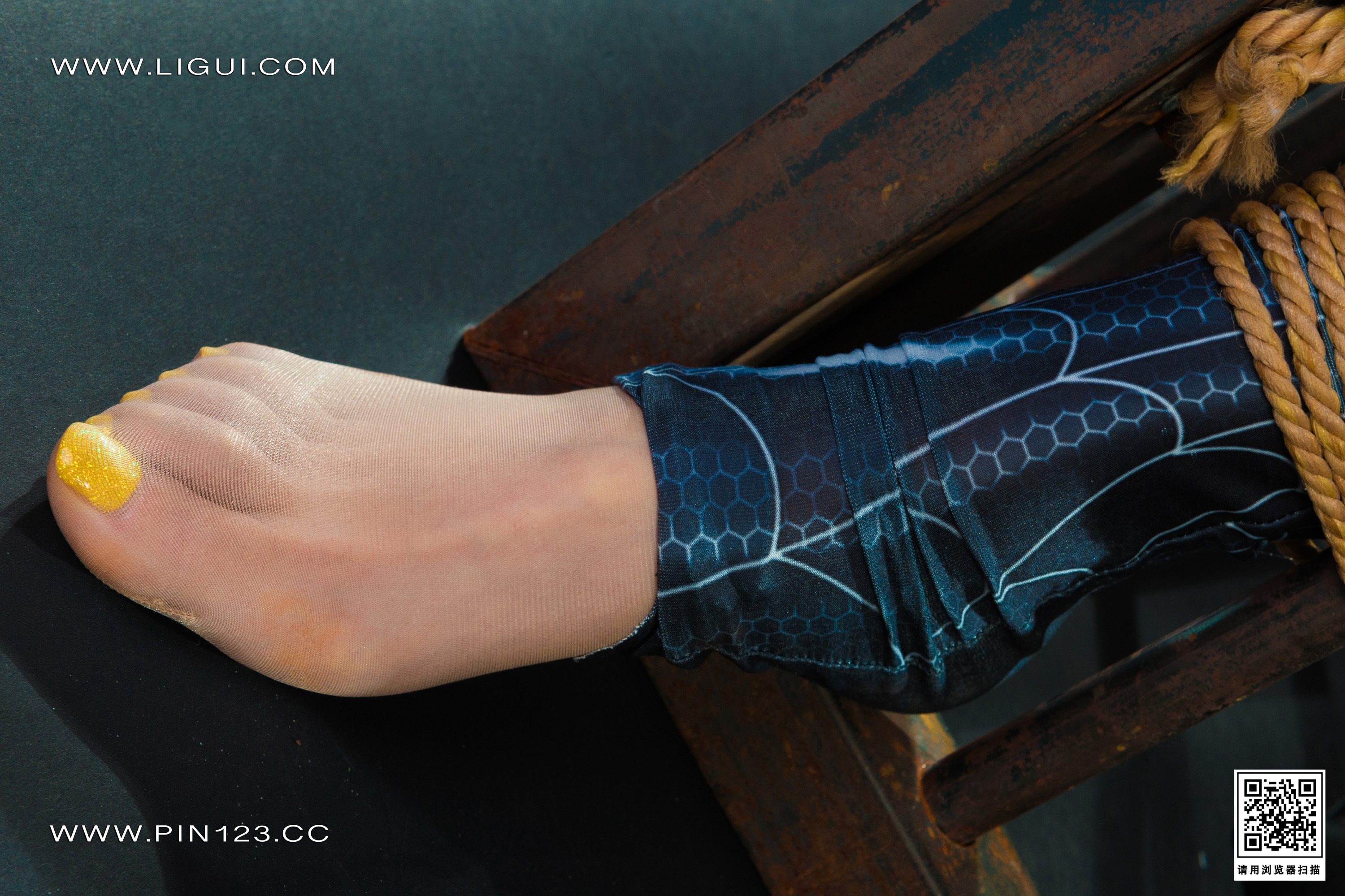 Chinese lady bondage 509