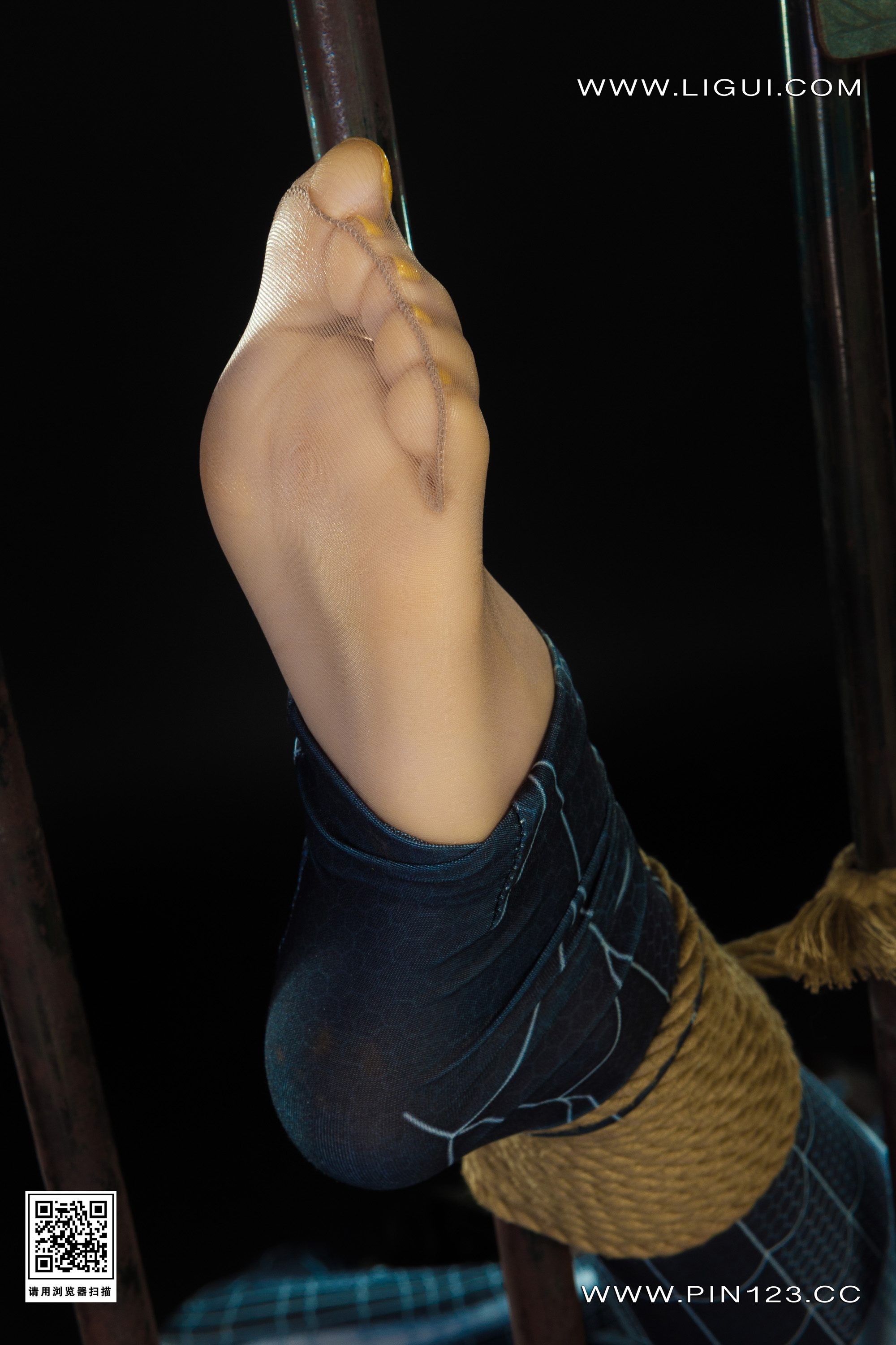 Chinese lady bondage 509