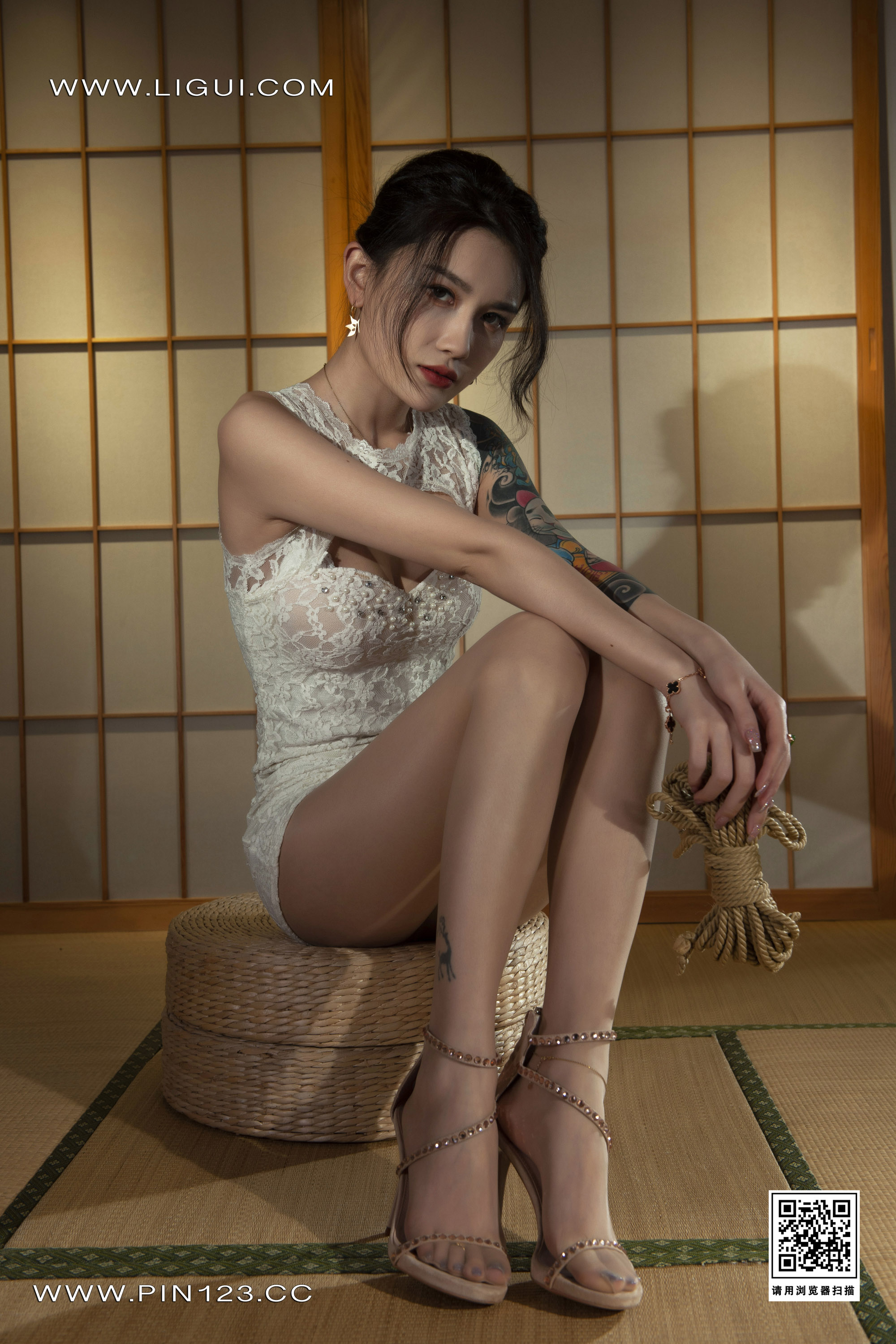 Chinese lady bondage 511-1