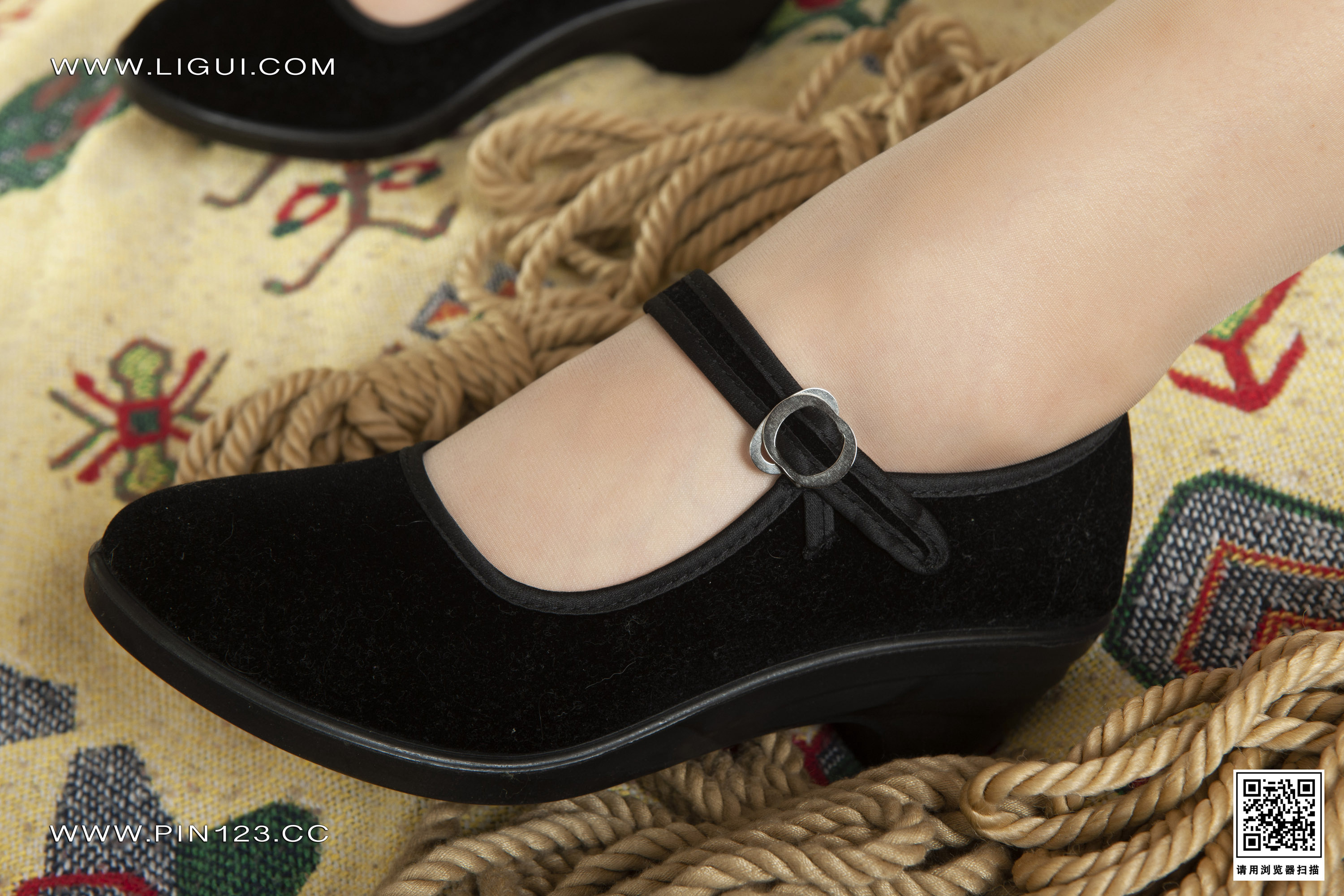 Chinese lady bondage 512-1