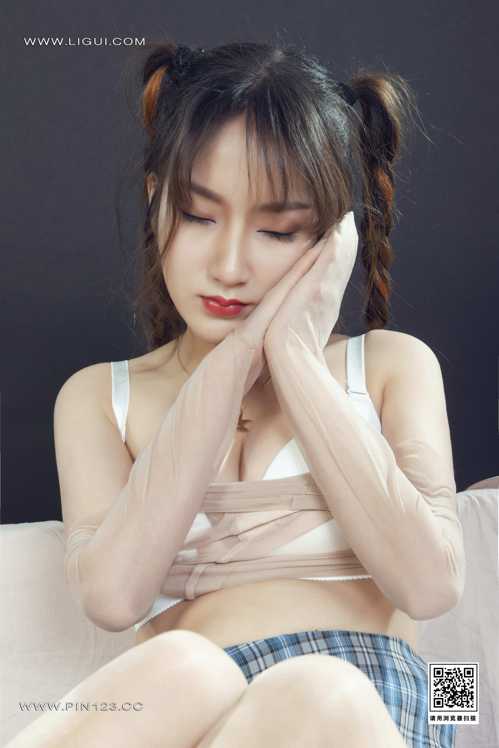 Chinese lady bondage 526