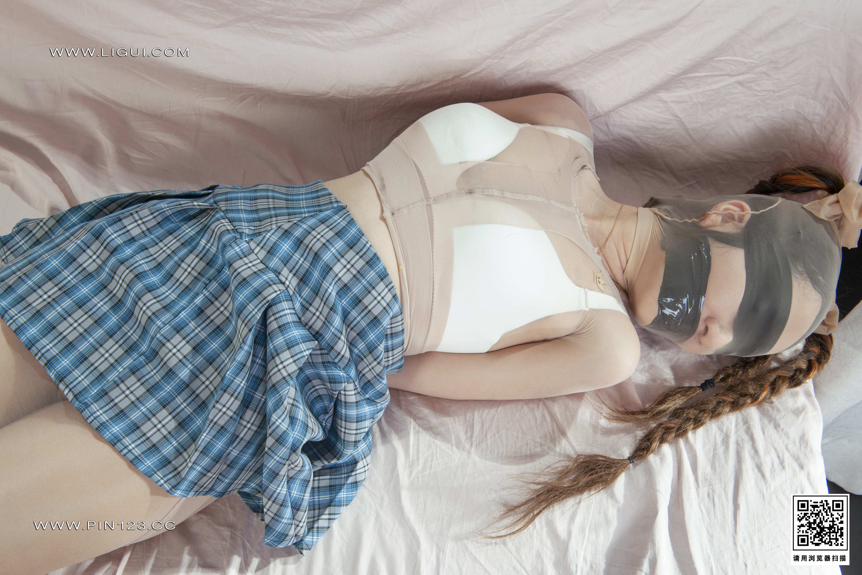 Chinese lady bondage 526