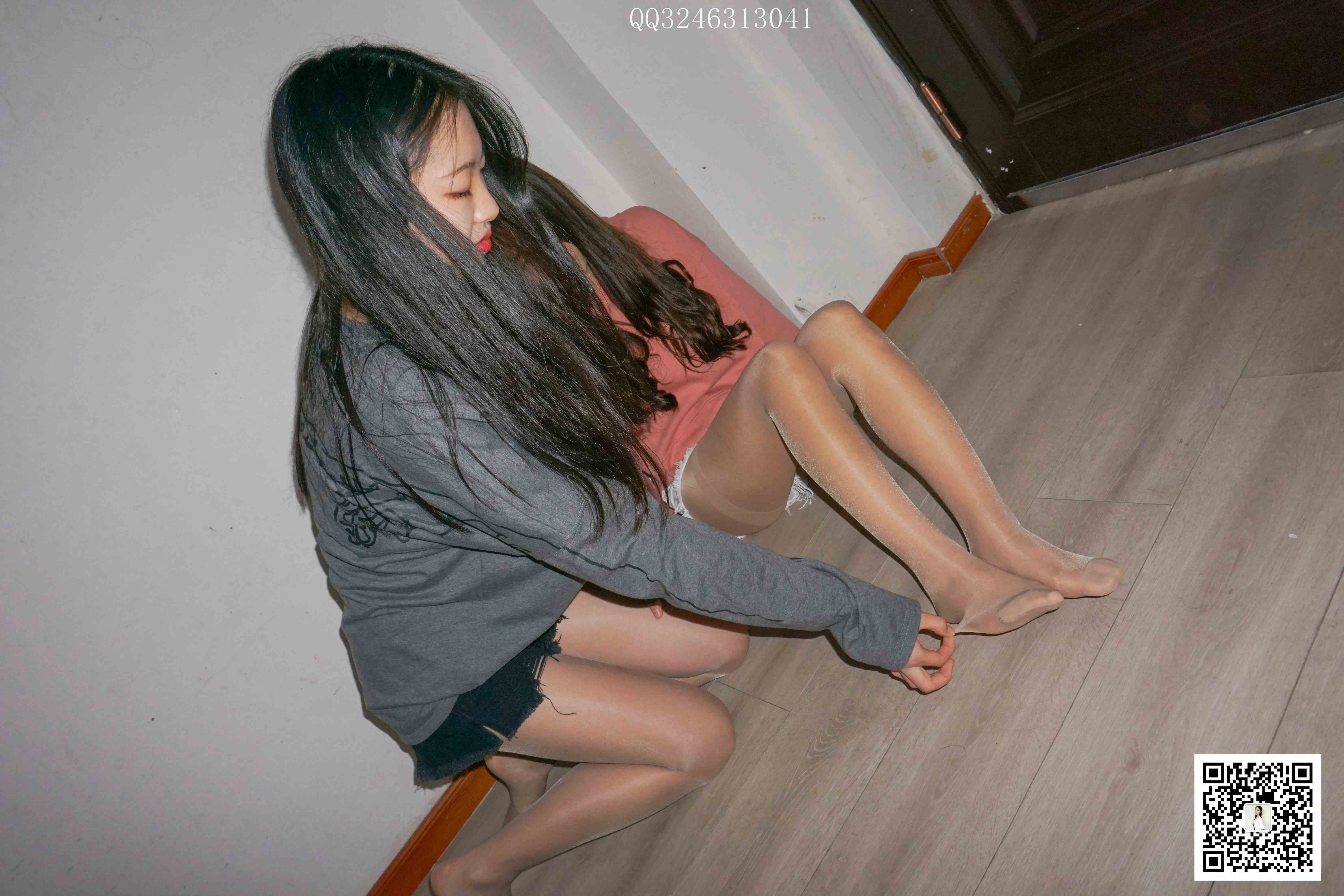 China Beauty Legs and feet 832