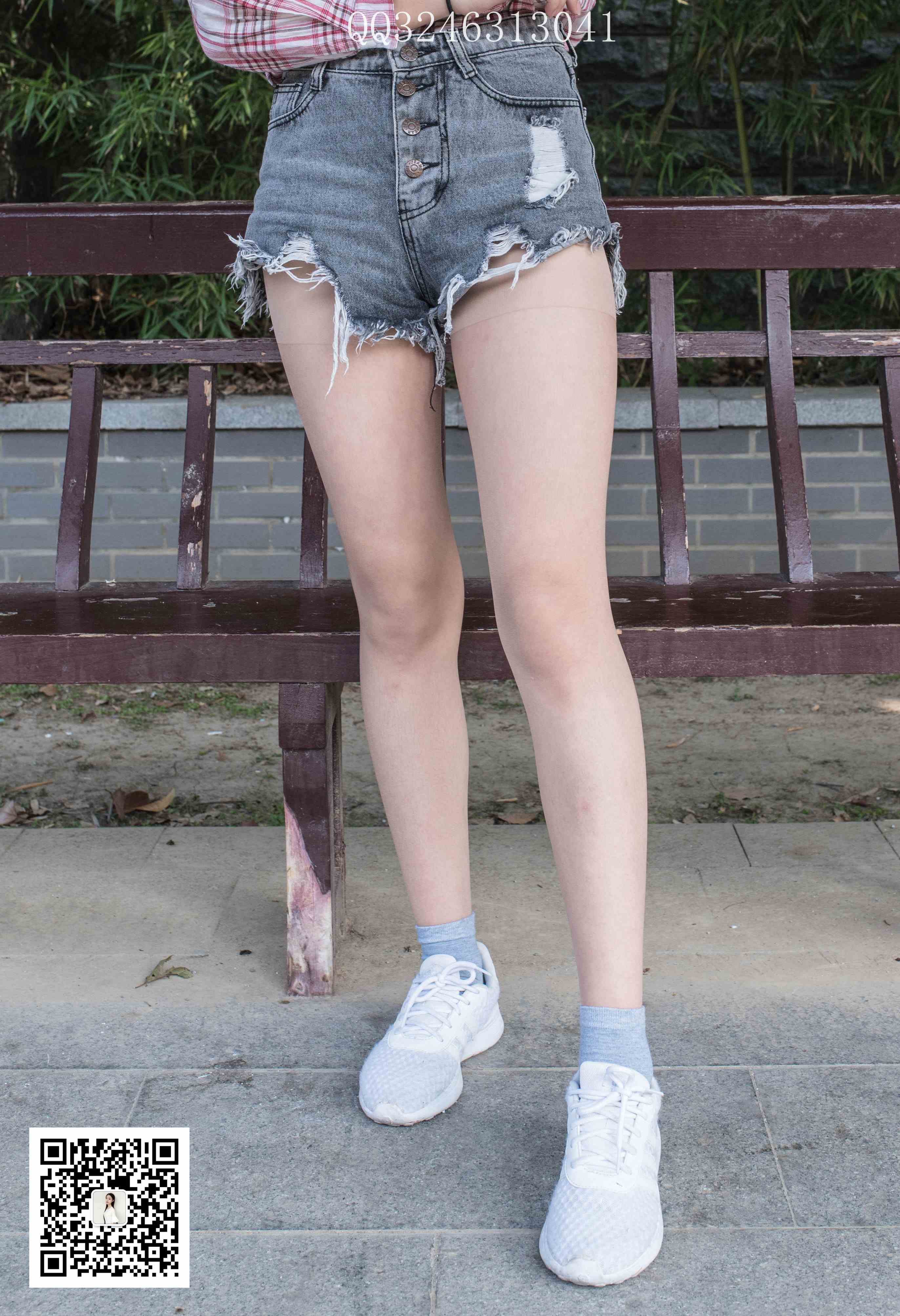 China Beauty Legs and feet 833