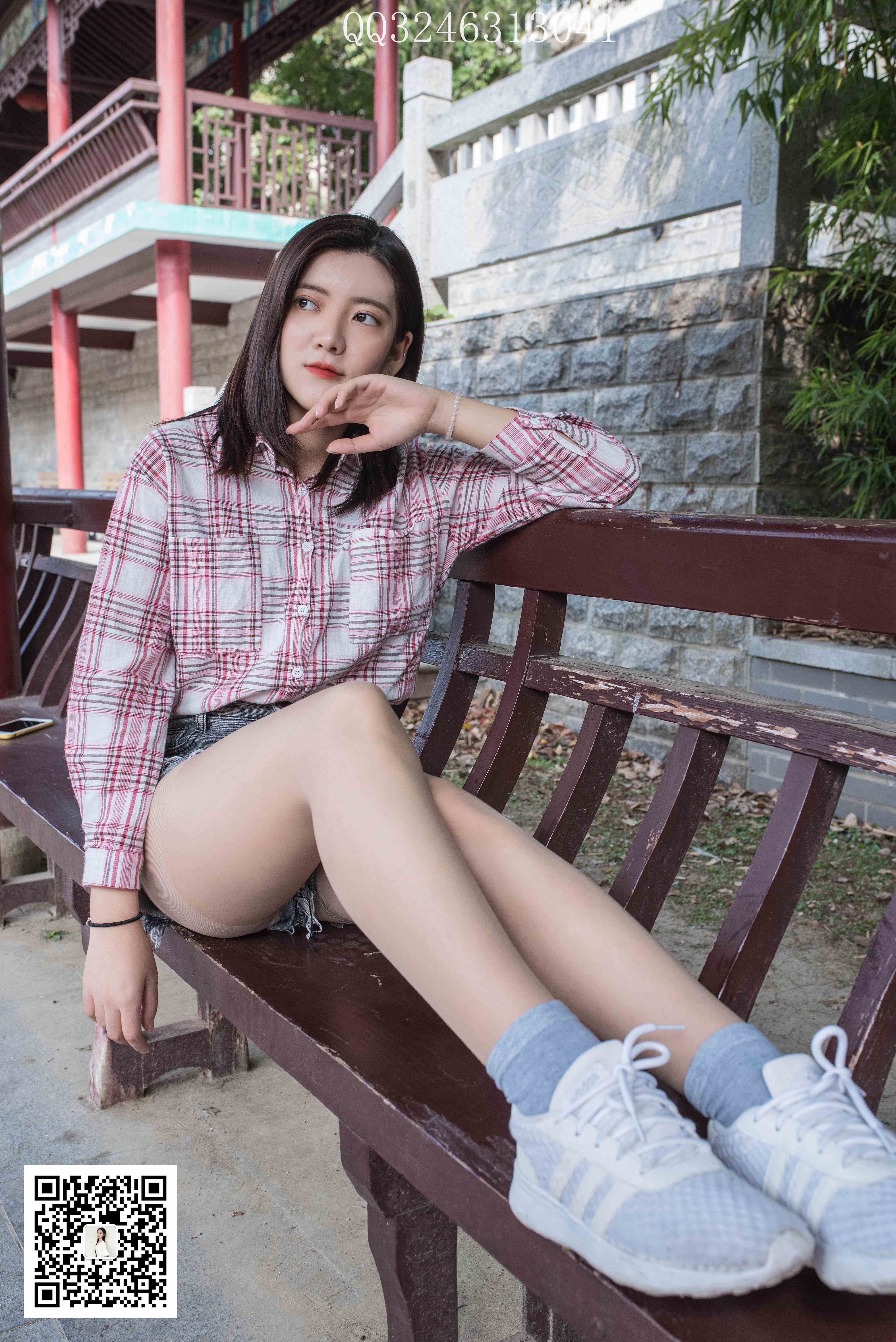 China Beauty Legs and feet 833