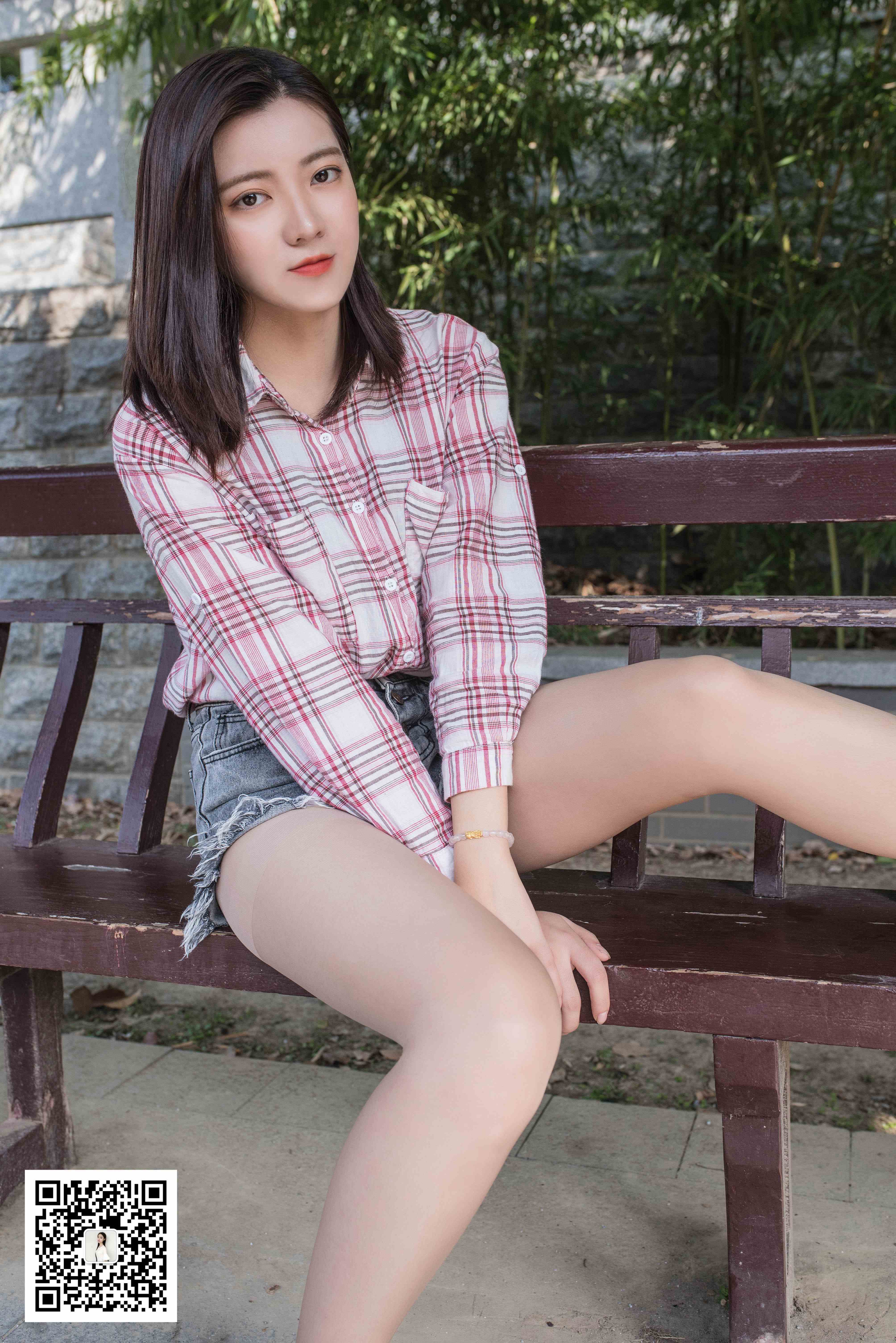 China Beauty Legs and feet 833