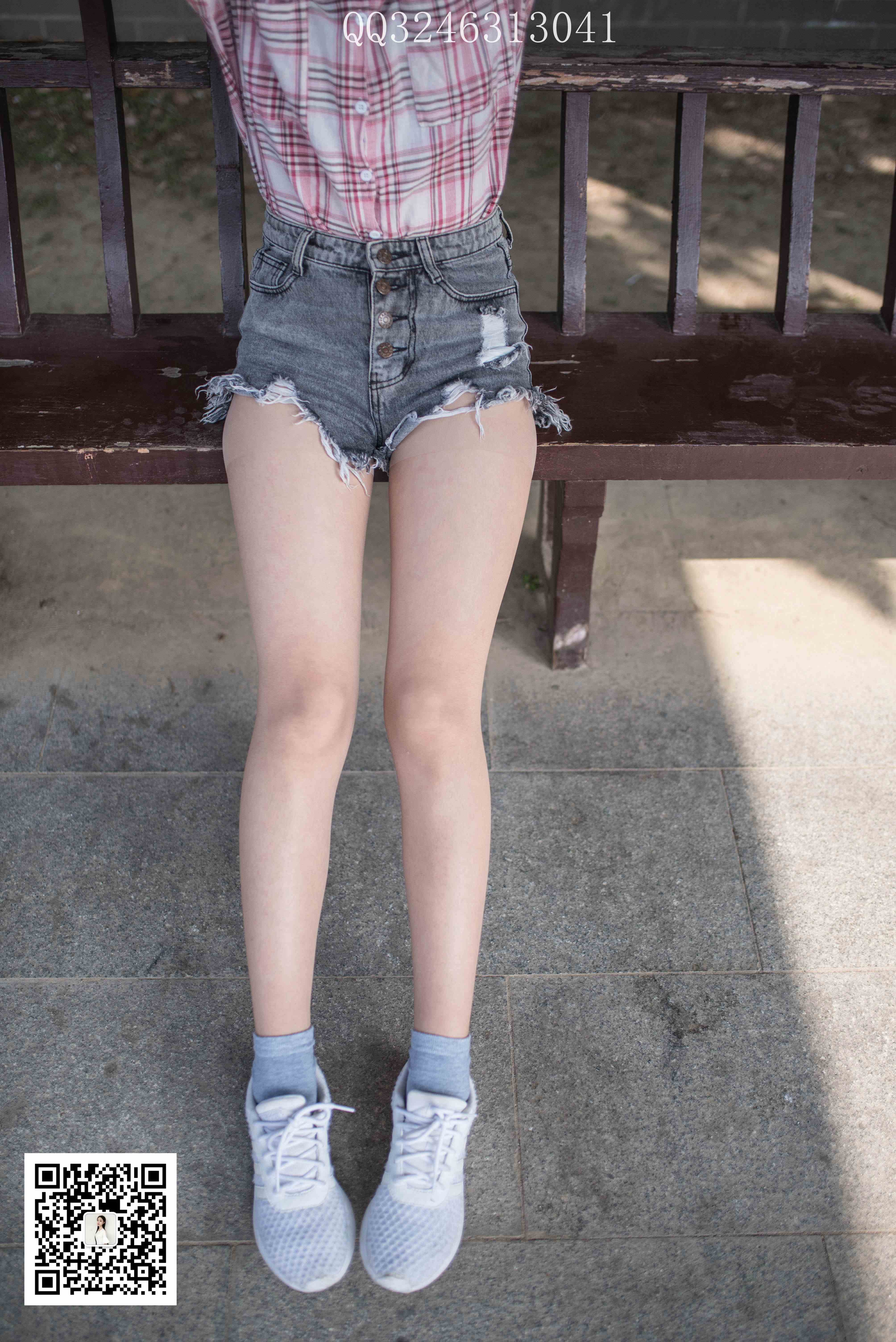 China Beauty Legs and feet 833