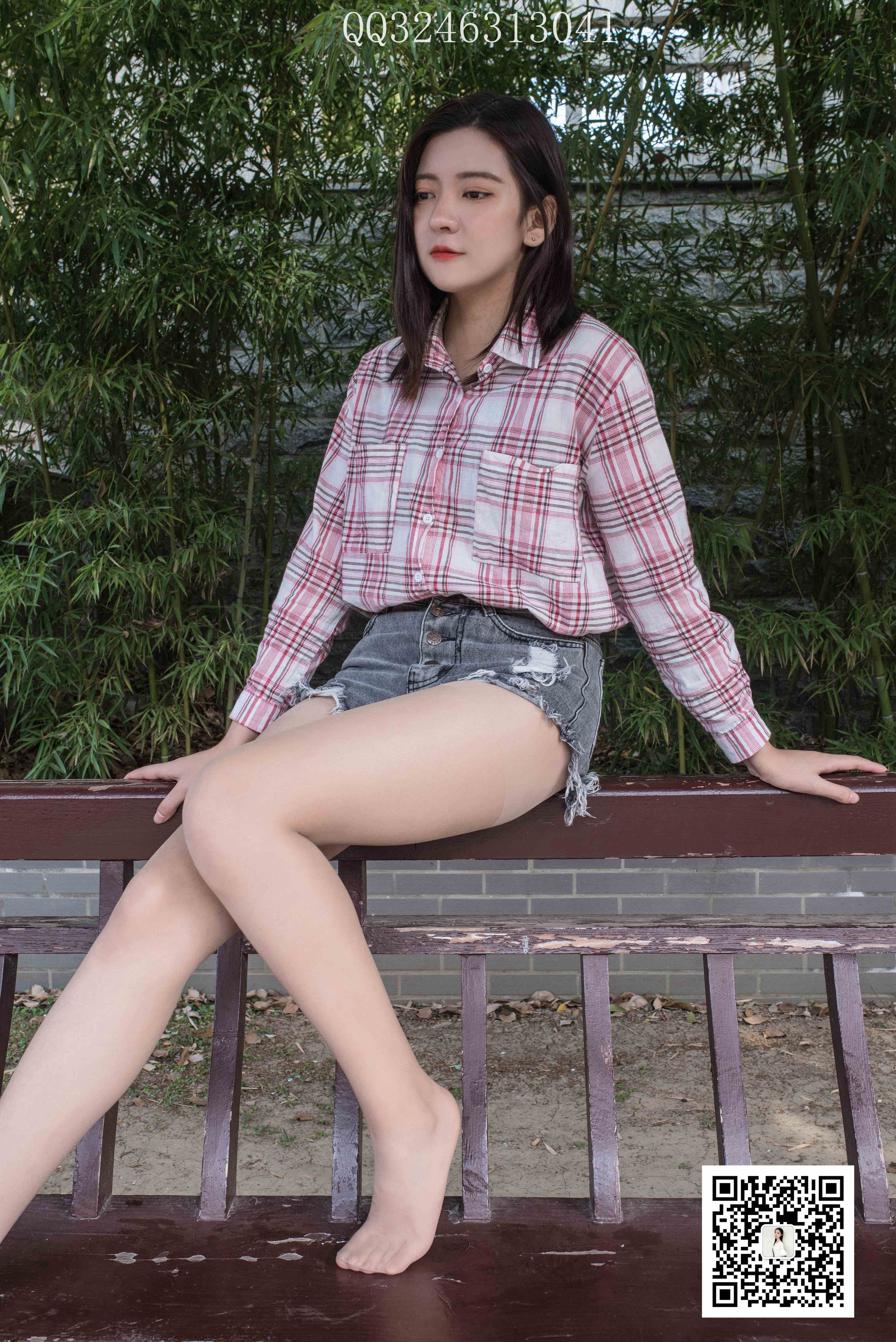 China Beauty Legs and feet 833