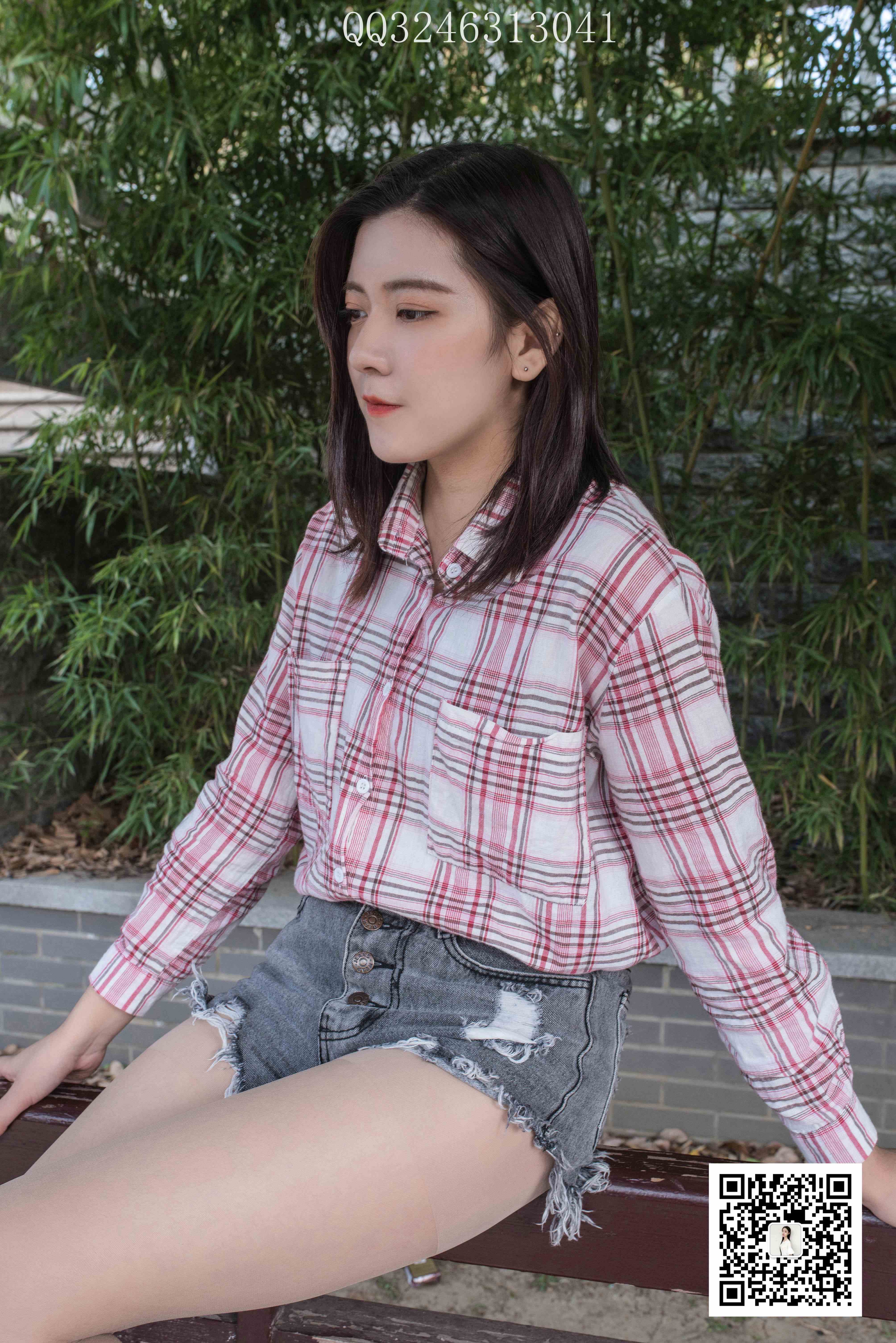 China Beauty Legs and feet 833