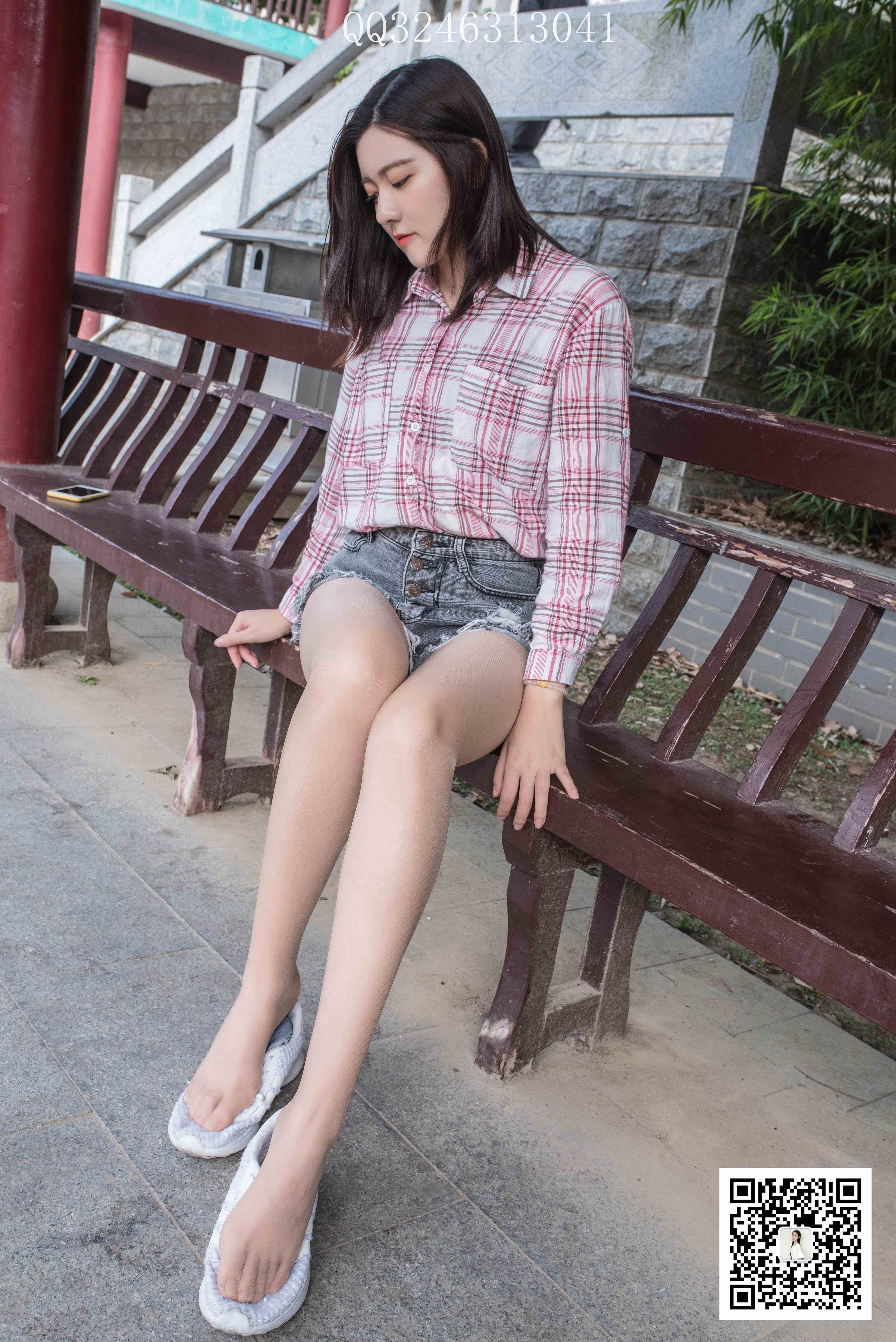 China Beauty Legs and feet 833