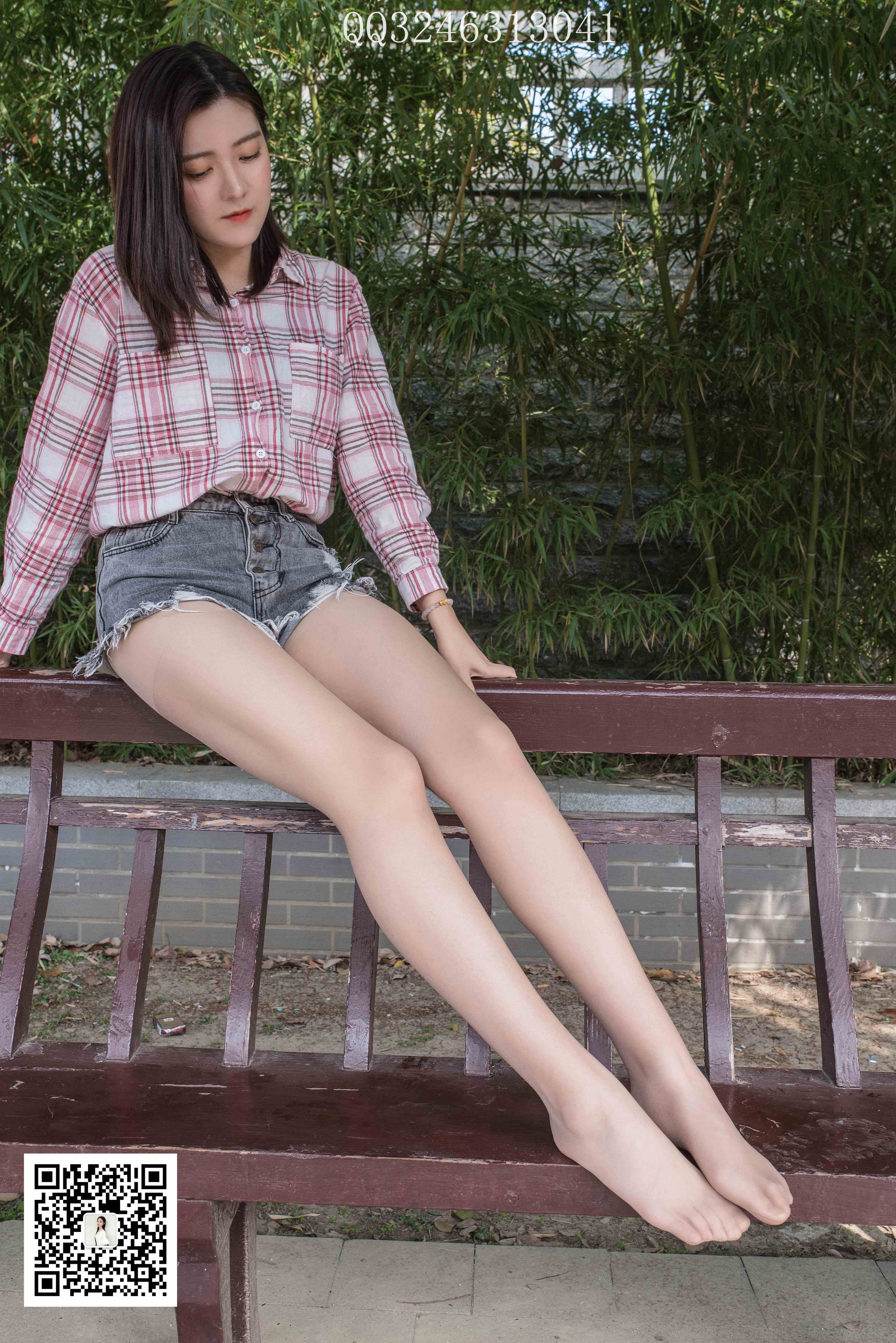 China Beauty Legs and feet 833